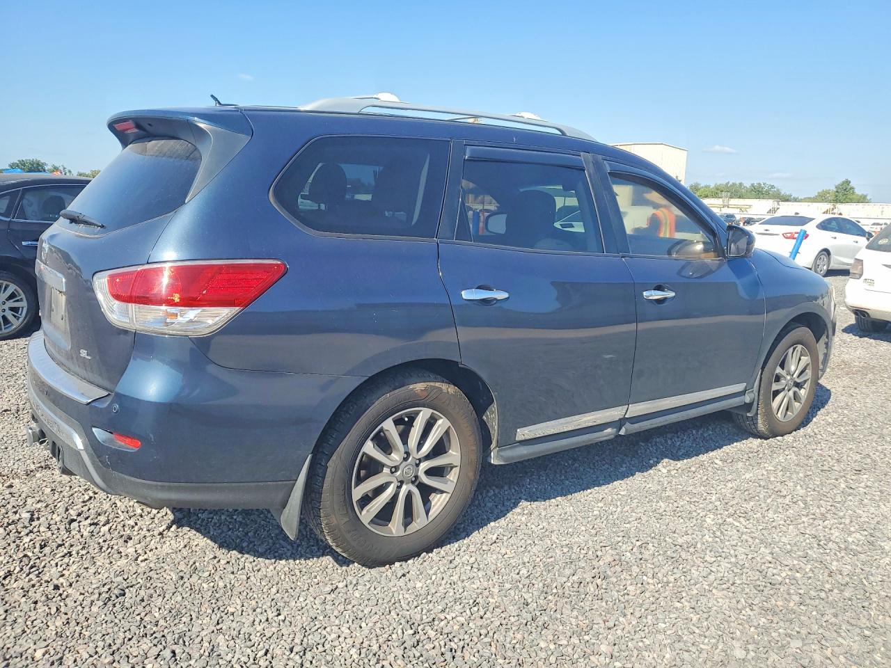 2016 Nissan Pathfinder Sl Blue vin: 5N1AR2MN1GC634403