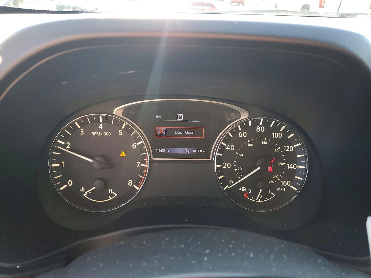 2016 Nissan Pathfinder Platinum Gray vin: 5N1AR2MN1GC665831