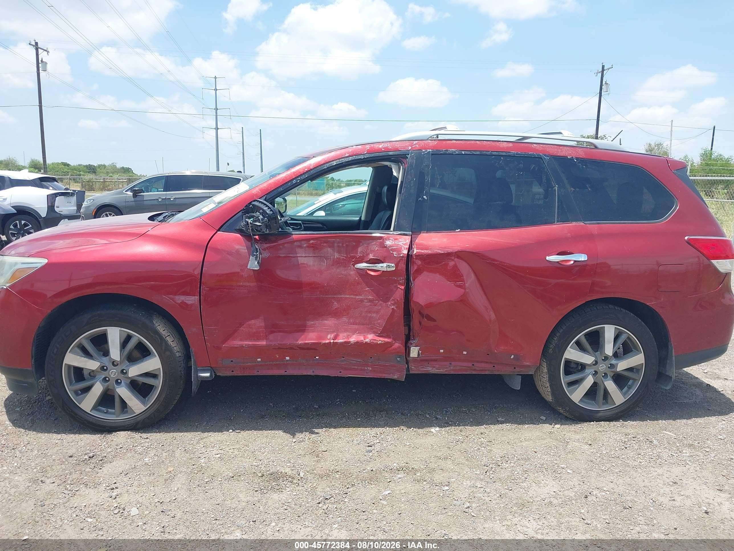 2013 Nissan Pathfinder Platinum Red vin: 5N1AR2MN2DC602717