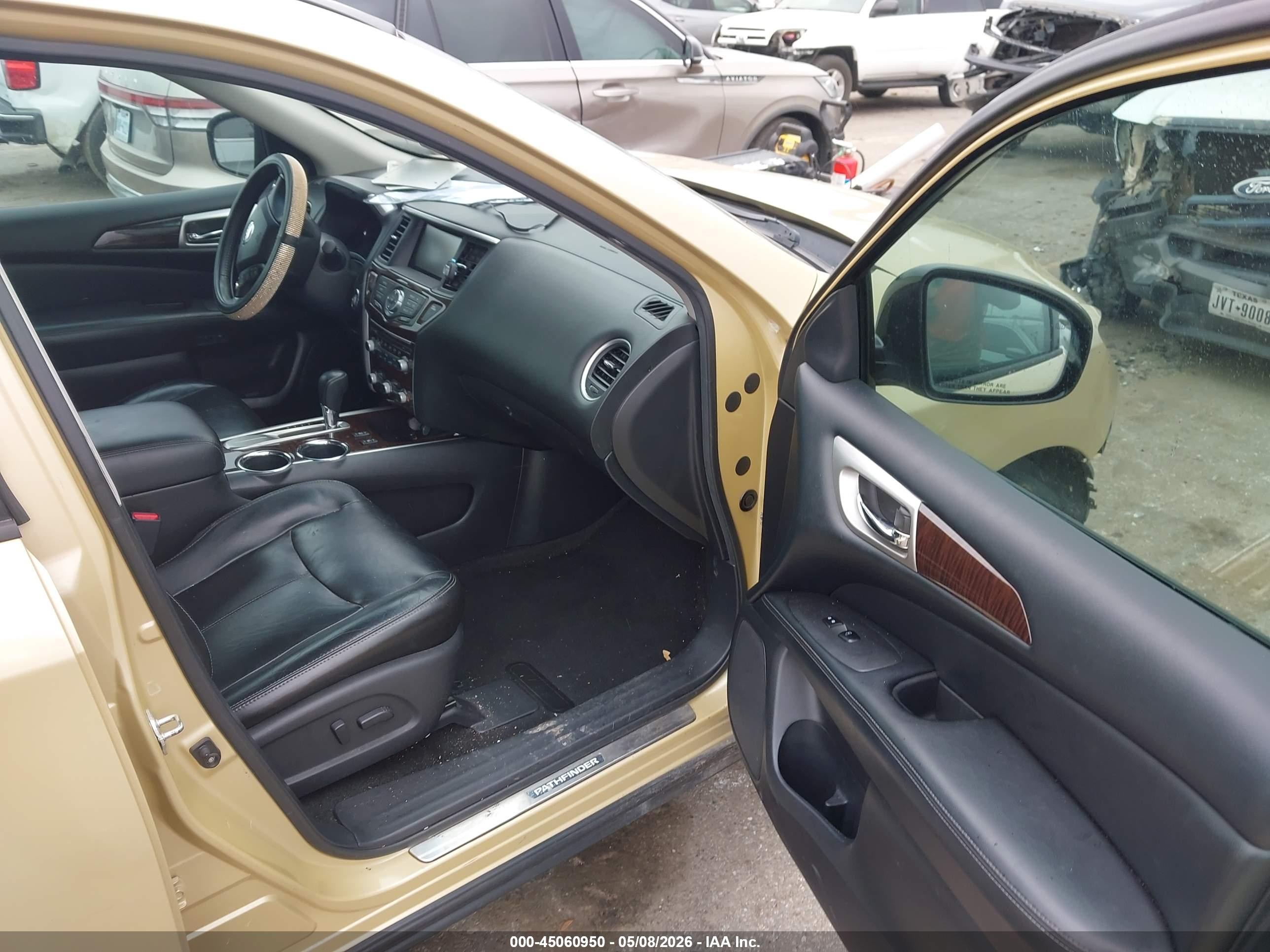 2013 Nissan Pathfinder Sl Gold vin: 5N1AR2MN2DC614737
