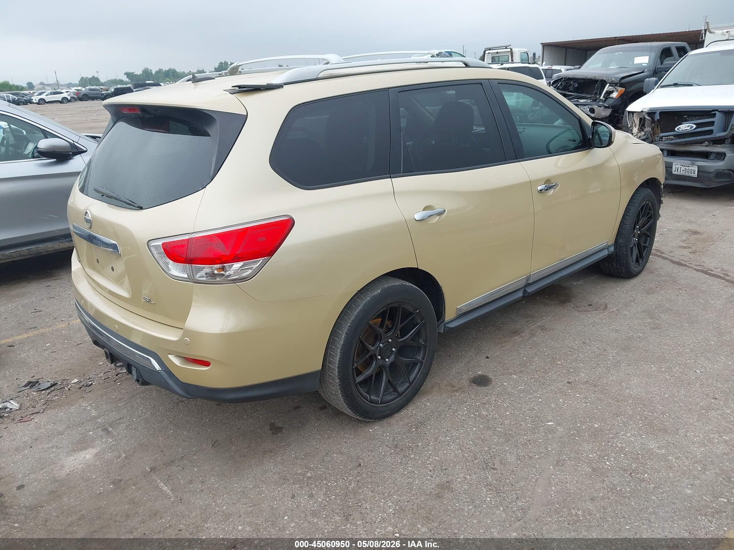 2013 Nissan Pathfinder Sl Gold vin: 5N1AR2MN2DC614737