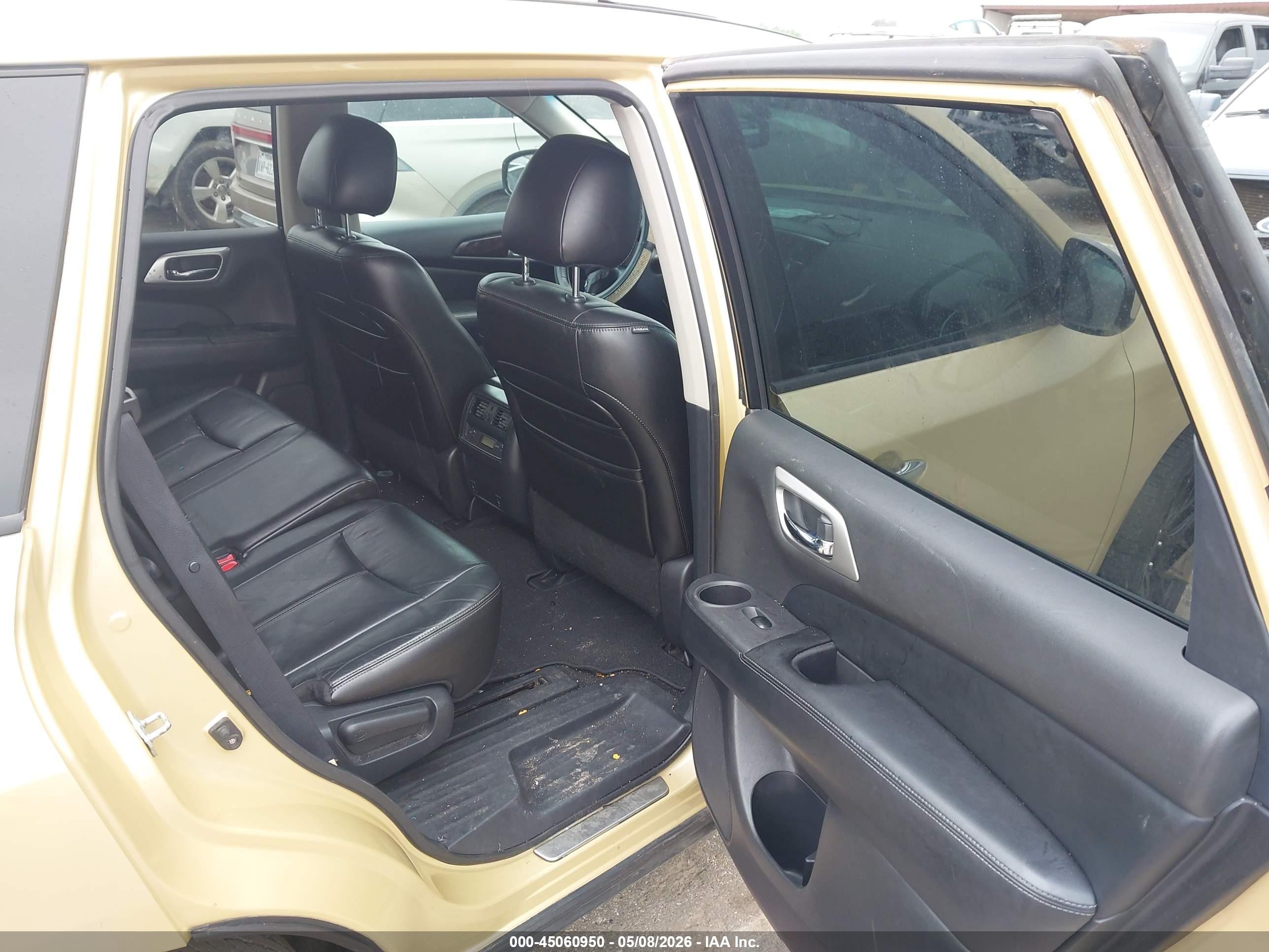 2013 Nissan Pathfinder Sl Gold vin: 5N1AR2MN2DC614737