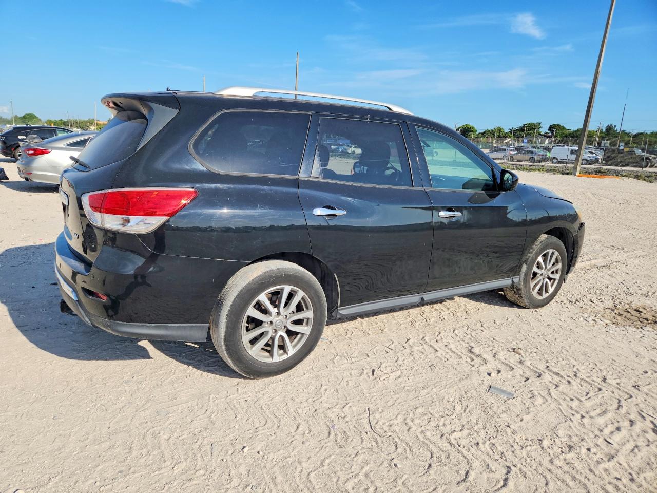 2013 Nissan Pathfinder S Black vin: 5N1AR2MN2DC619386
