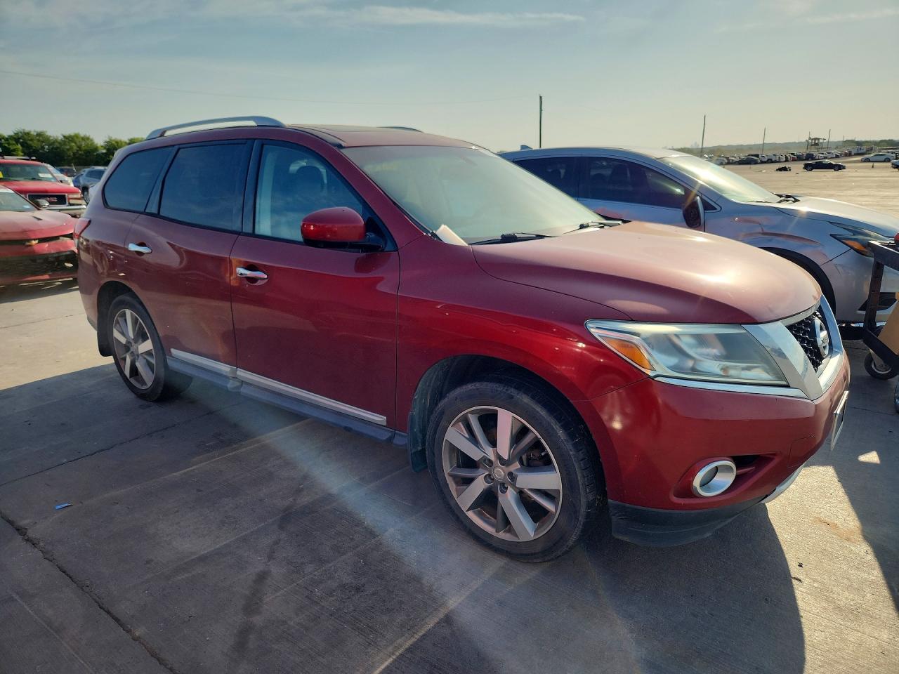 2013 Nissan Pathfinder S Red vin: 5N1AR2MN2DC630372