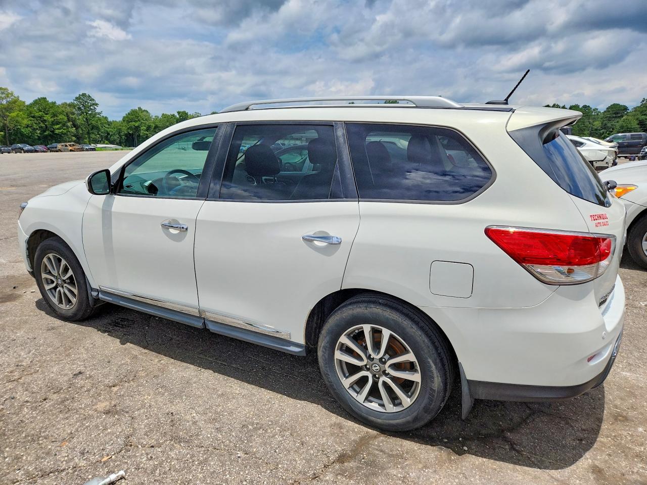 2013 Nissan Pathfinder S White vin: 5N1AR2MN2DC635944
