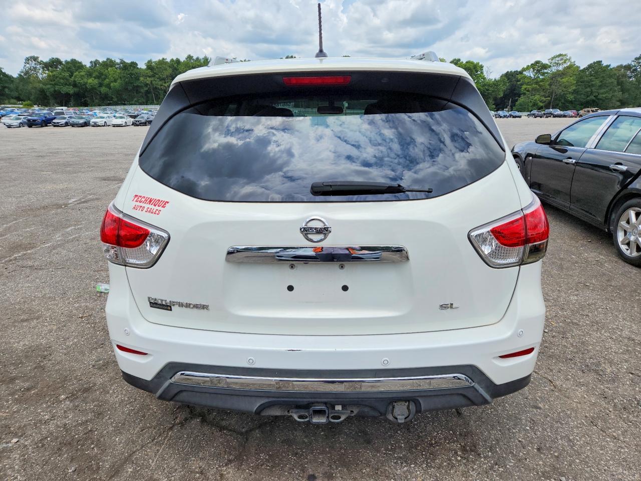 2013 Nissan Pathfinder S White vin: 5N1AR2MN2DC635944
