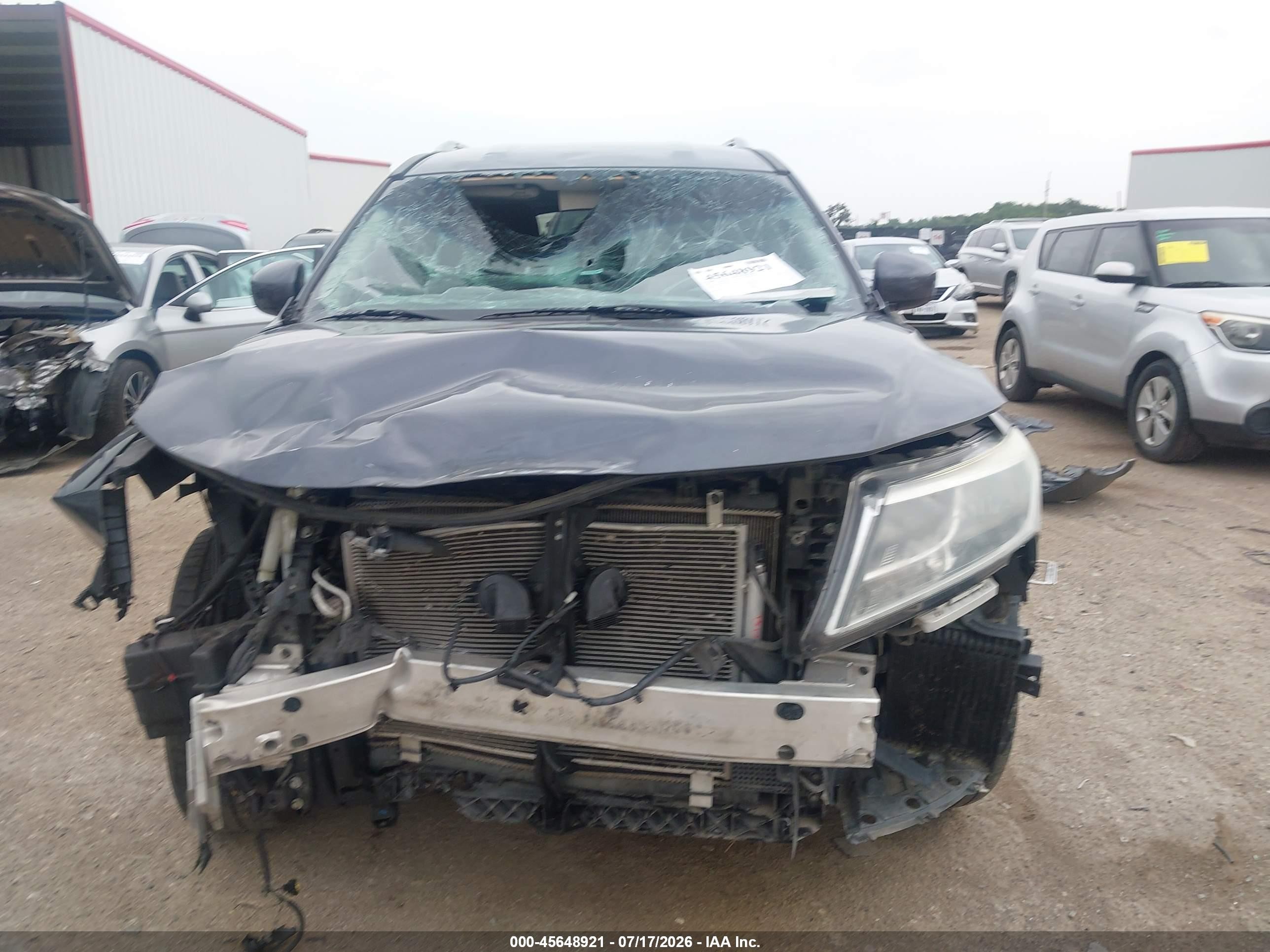 2013 Nissan Pathfinder Sv Gray vin: 5N1AR2MN2DC651268