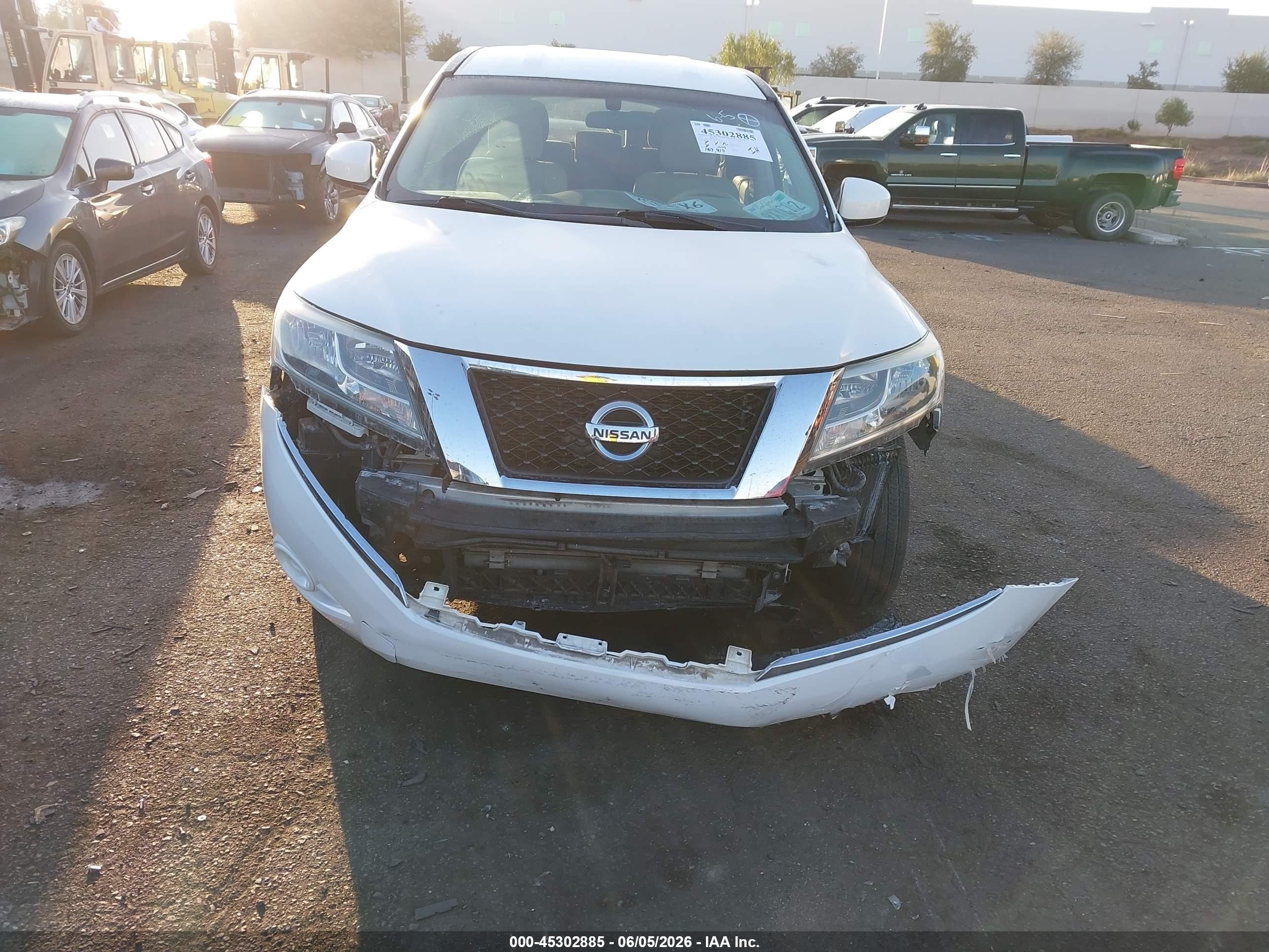 2013 Nissan Pathfinder S White vin: 5N1AR2MN2DC654252