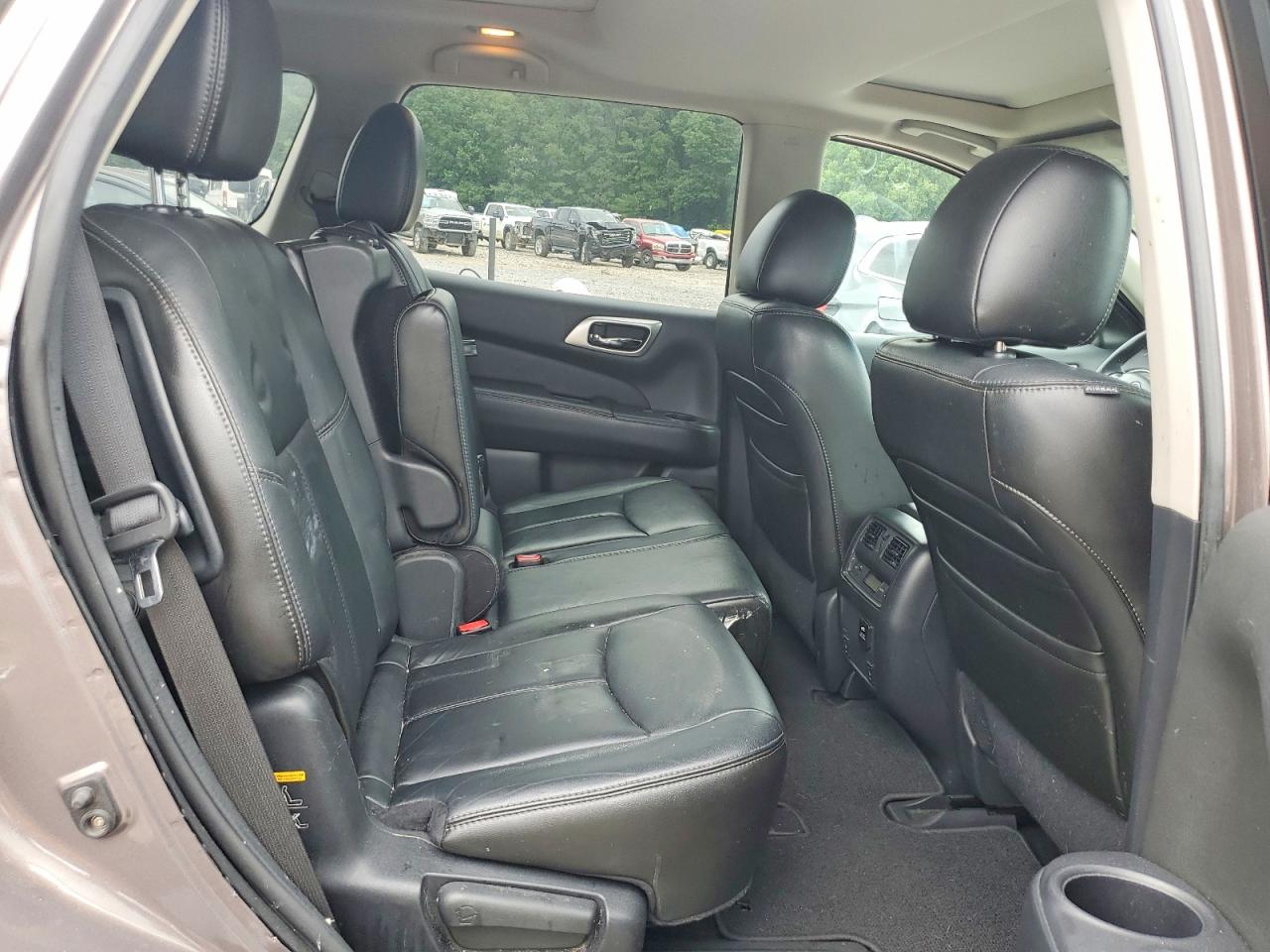 2013 Nissan Pathfinder S Brown vin: 5N1AR2MN2DC659824