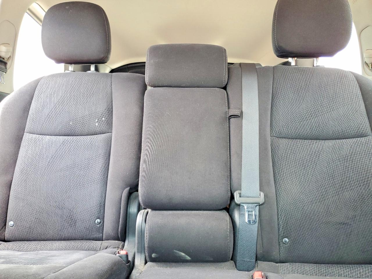 2013 Nissan Pathfinder S Silver vin: 5N1AR2MN2DC667082