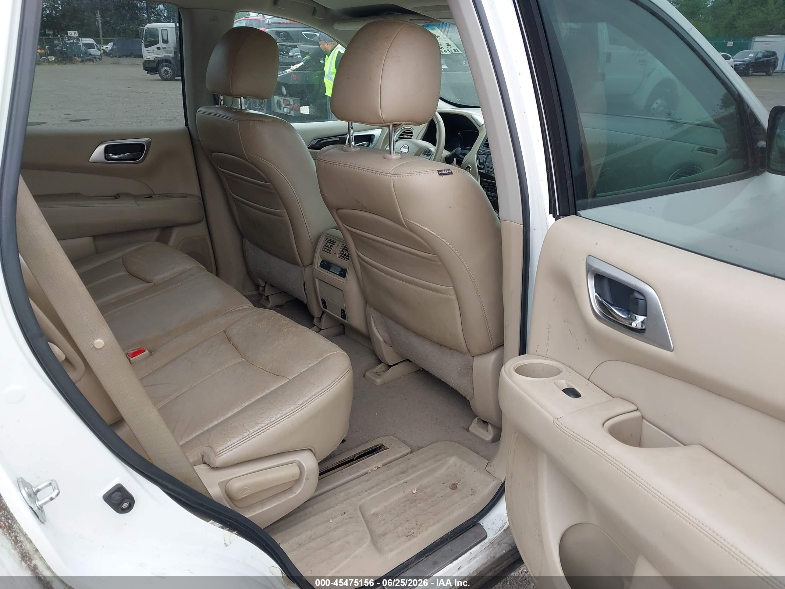 2013 Nissan Pathfinder Sl White vin: 5N1AR2MN2DC673965
