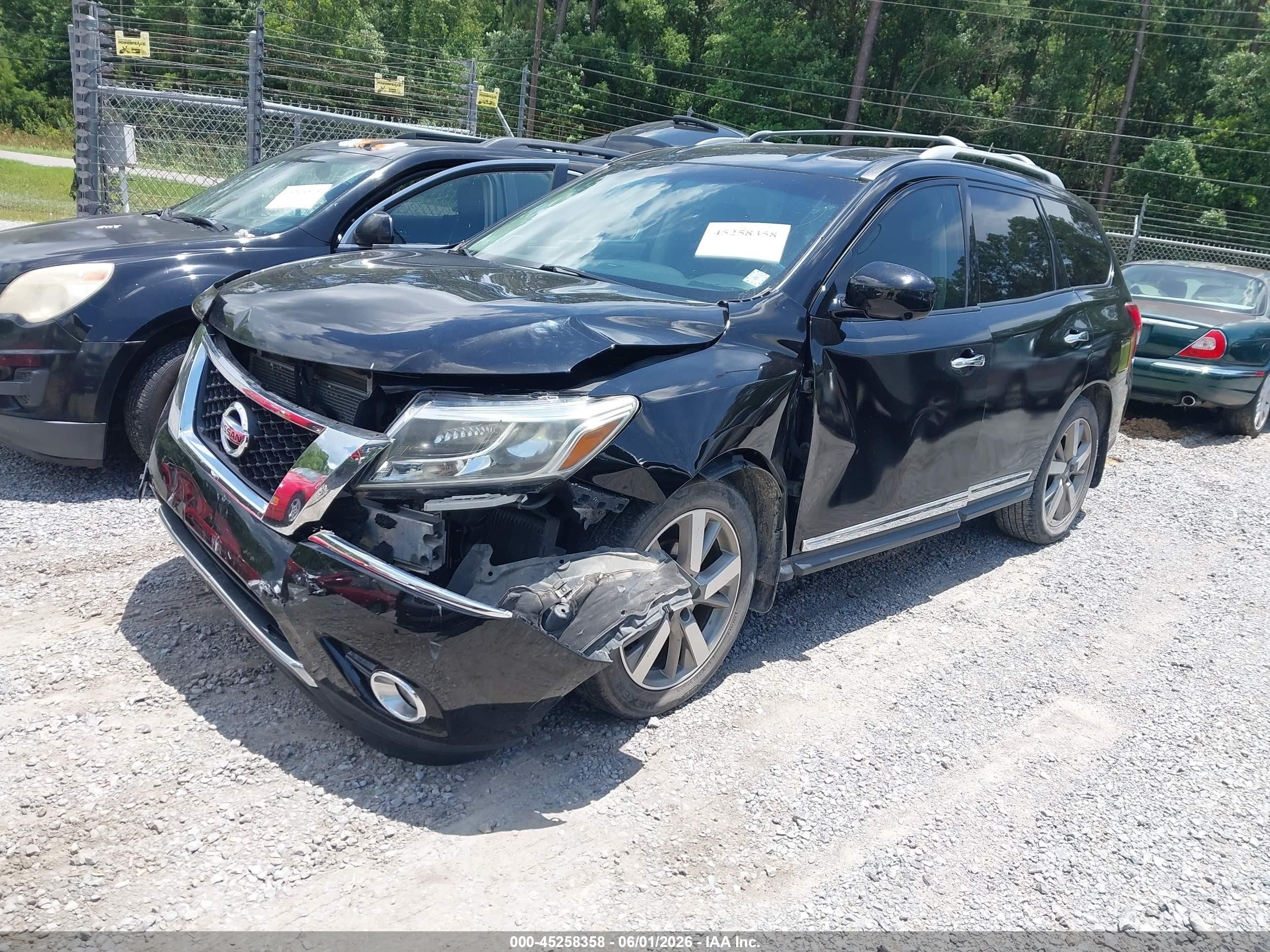 2013 Nissan Pathfinder Platinum Black vin: 5N1AR2MN2DC682911