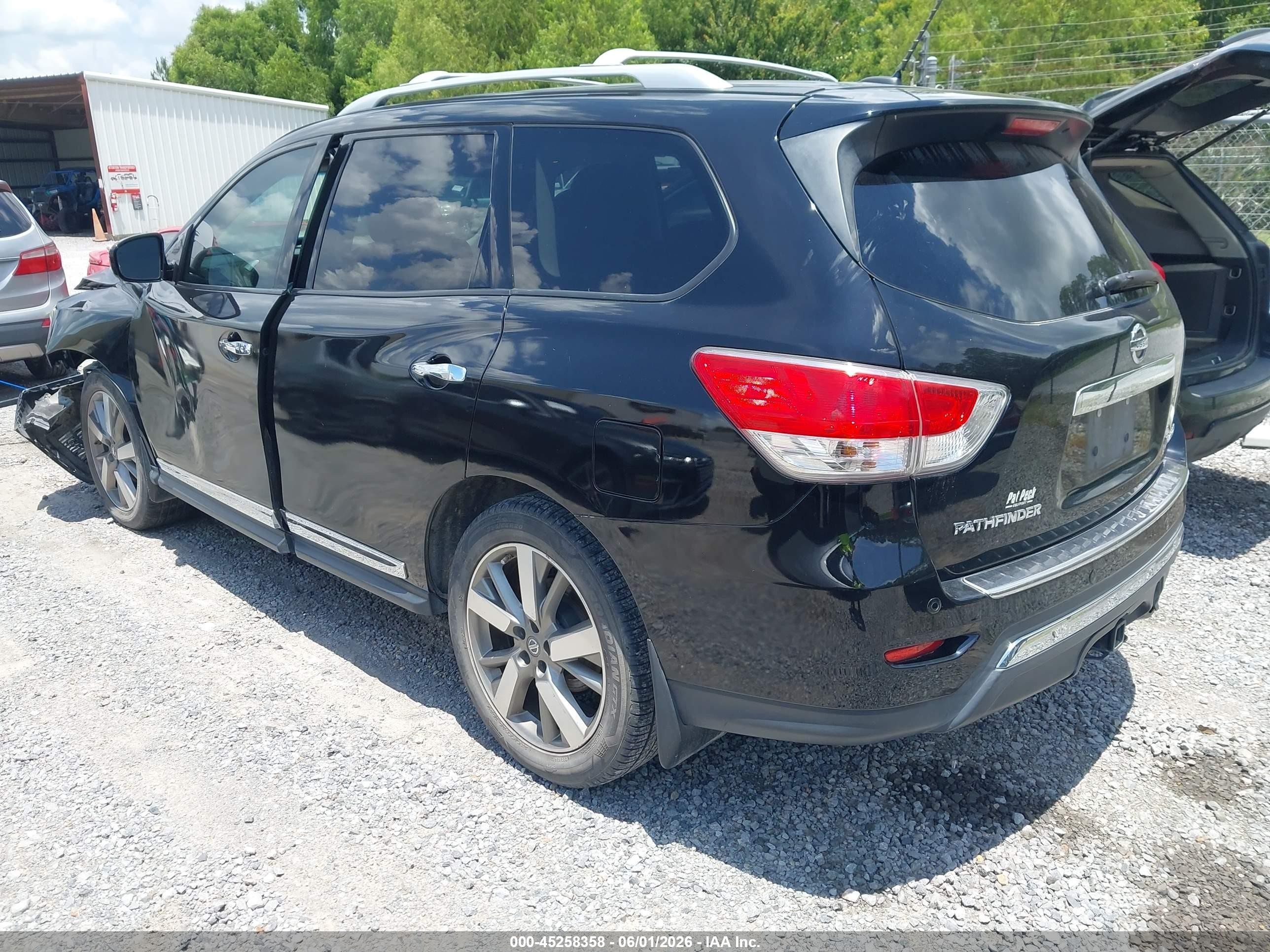 2013 Nissan Pathfinder Platinum Black vin: 5N1AR2MN2DC682911