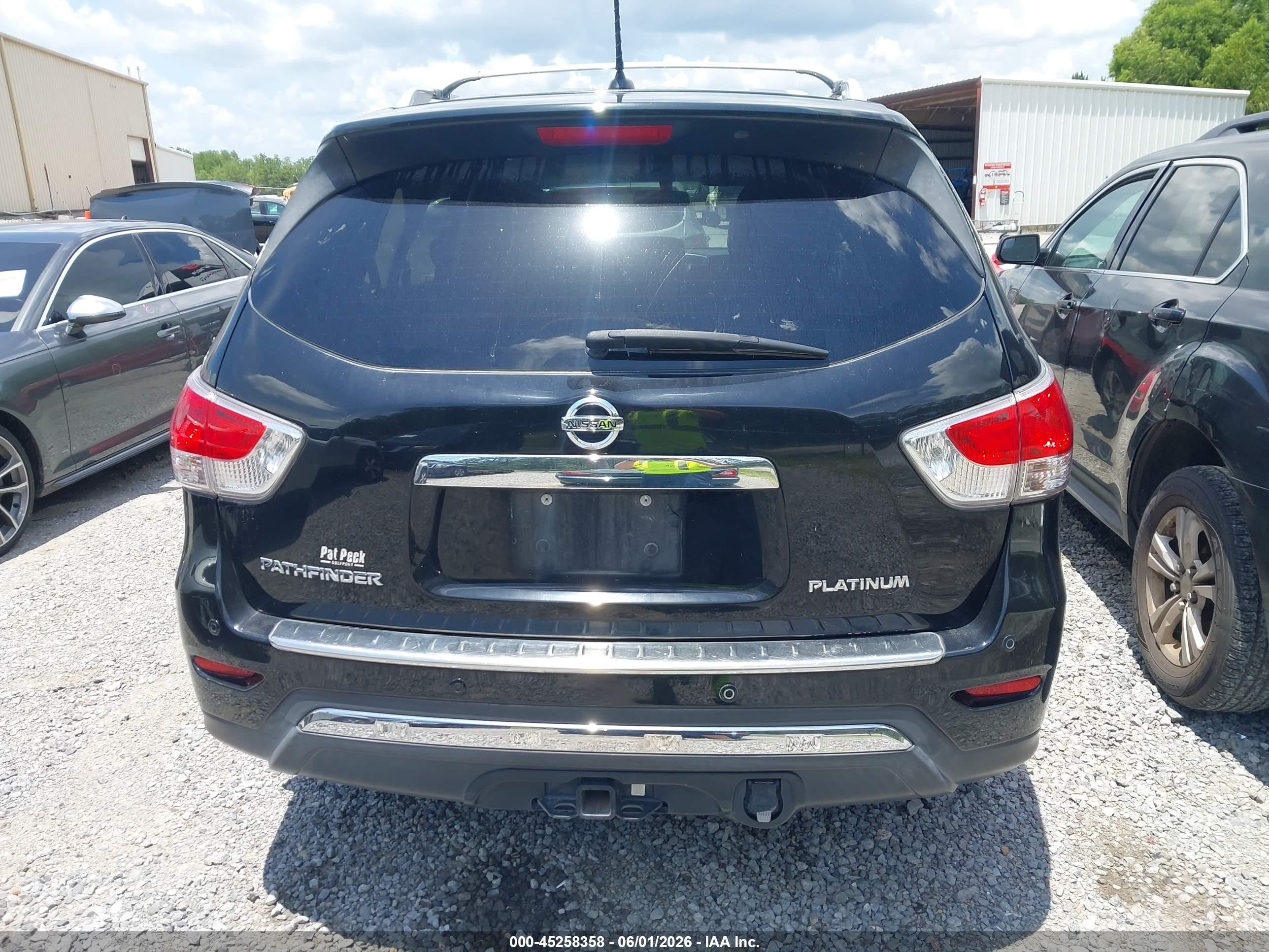 2013 Nissan Pathfinder Platinum Black vin: 5N1AR2MN2DC682911