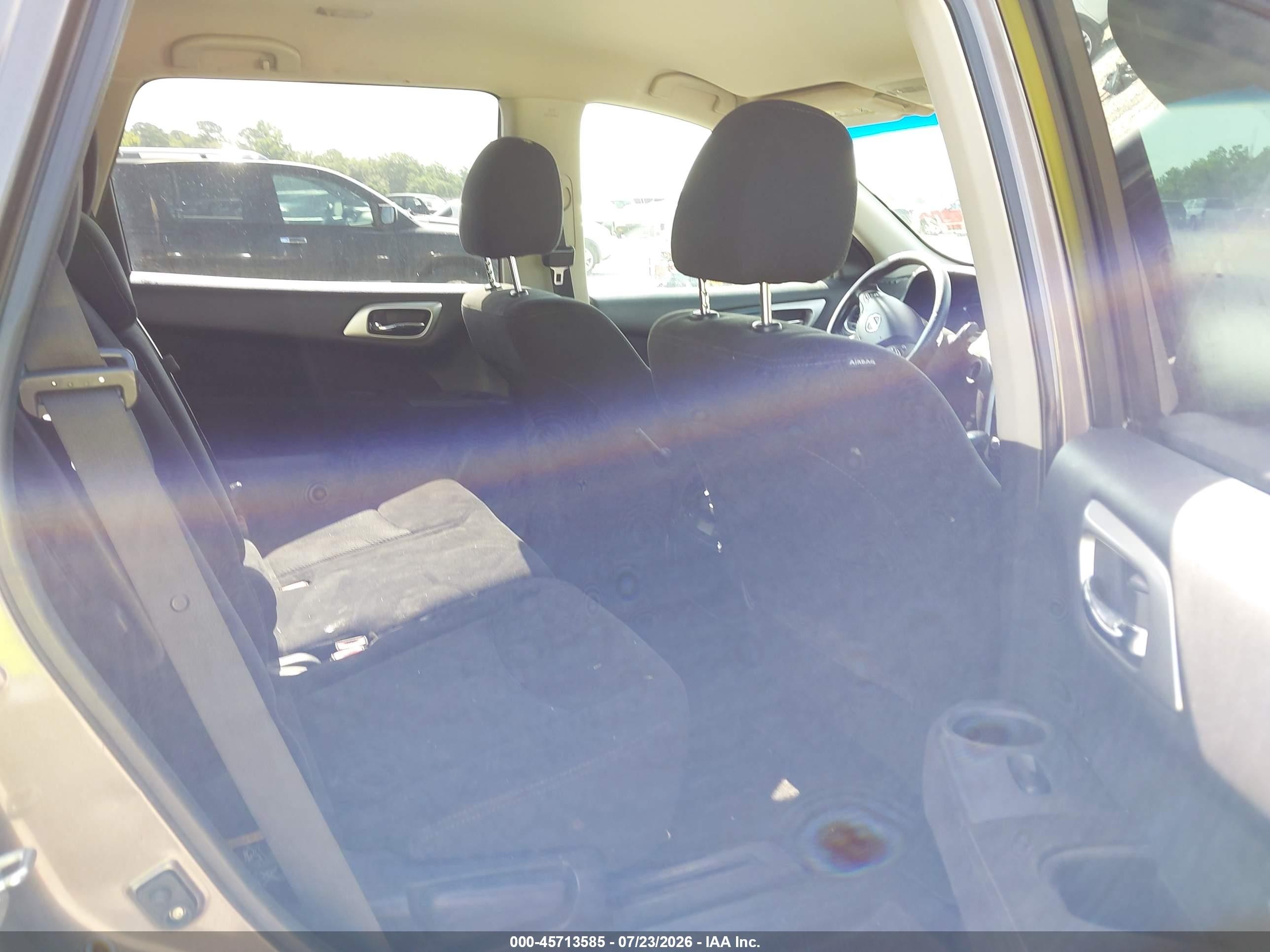 2014 Nissan Pathfinder Sv Brown vin: 5N1AR2MN2EC618577