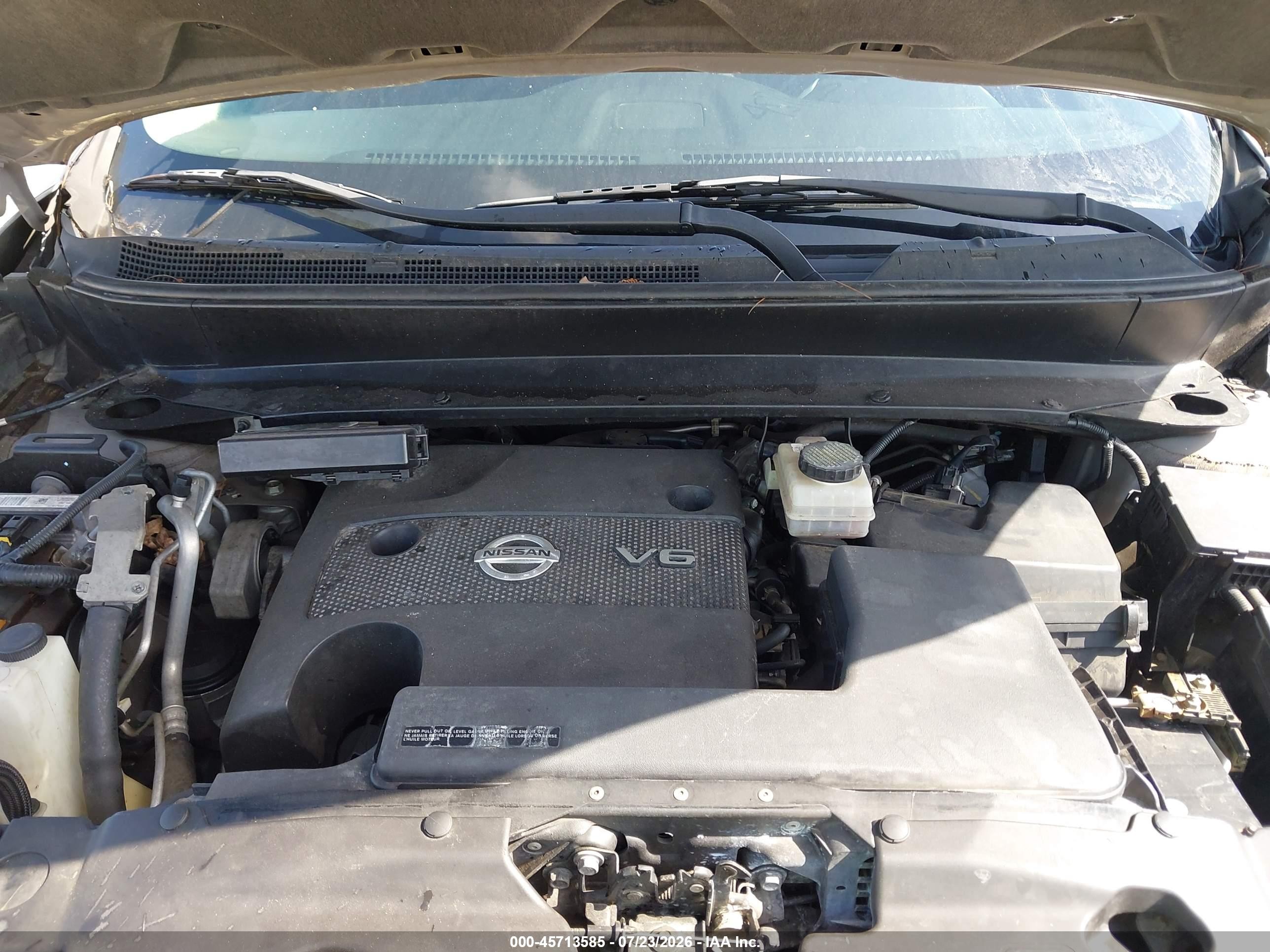2014 Nissan Pathfinder Sv Brown vin: 5N1AR2MN2EC618577