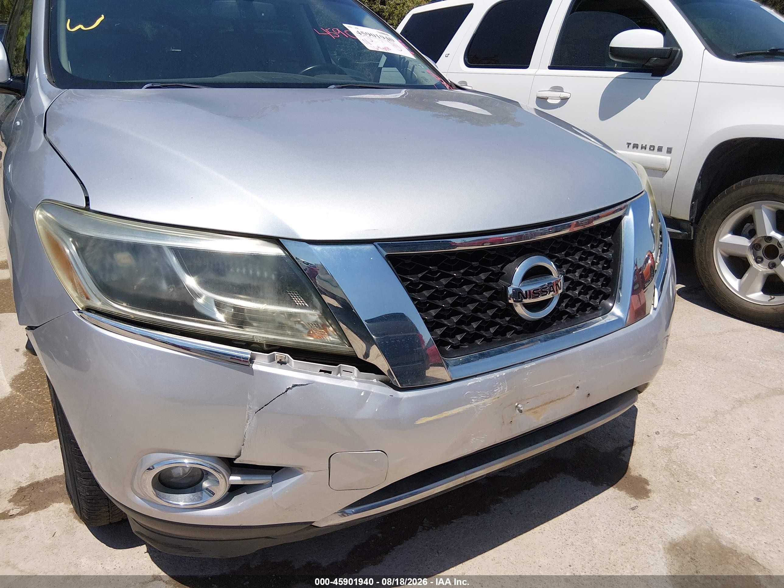 2014 Nissan Pathfinder Sl Серебряный vin: 5N1AR2MN2EC629742