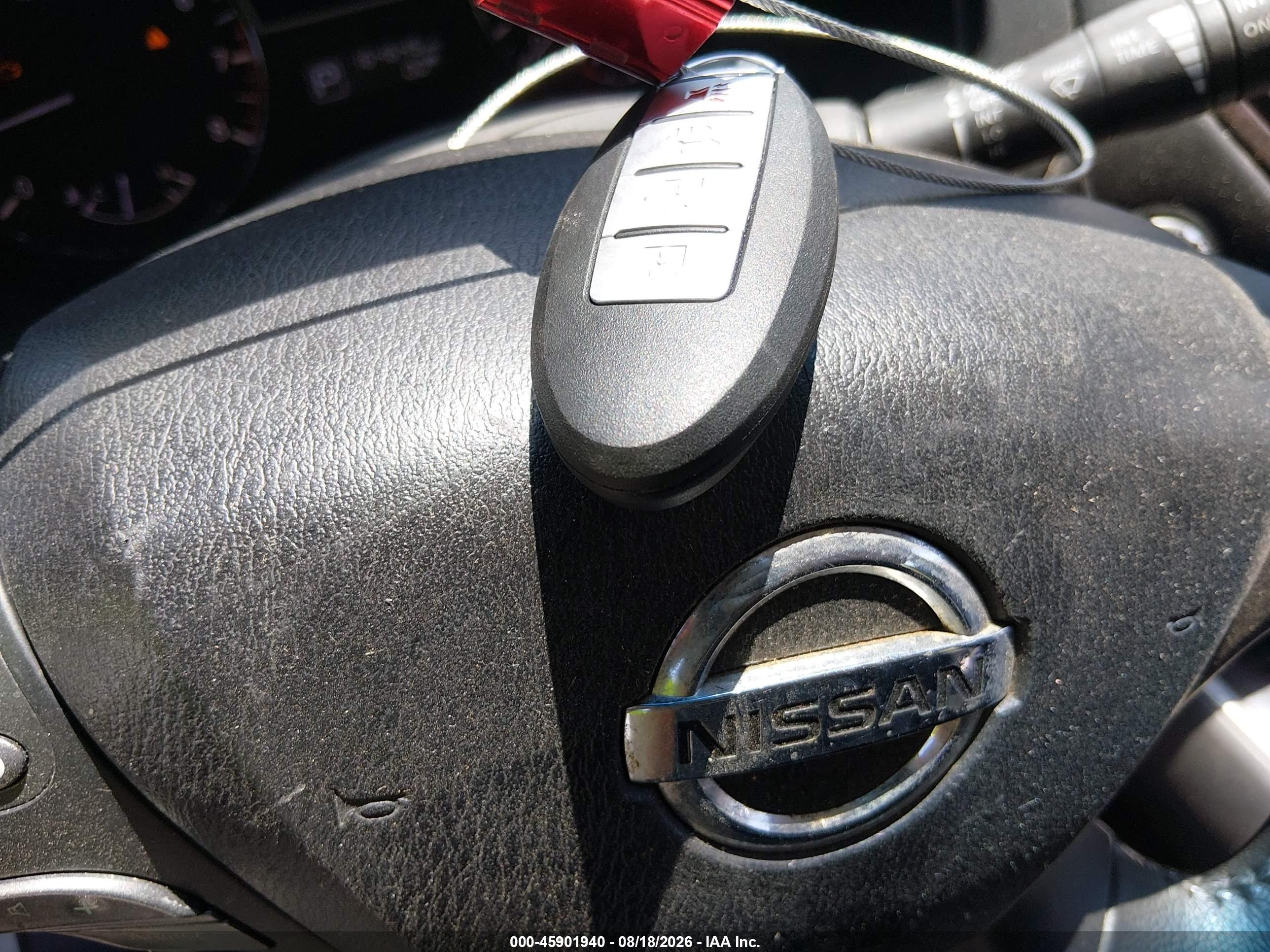 2014 Nissan Pathfinder Sl Серебряный vin: 5N1AR2MN2EC629742