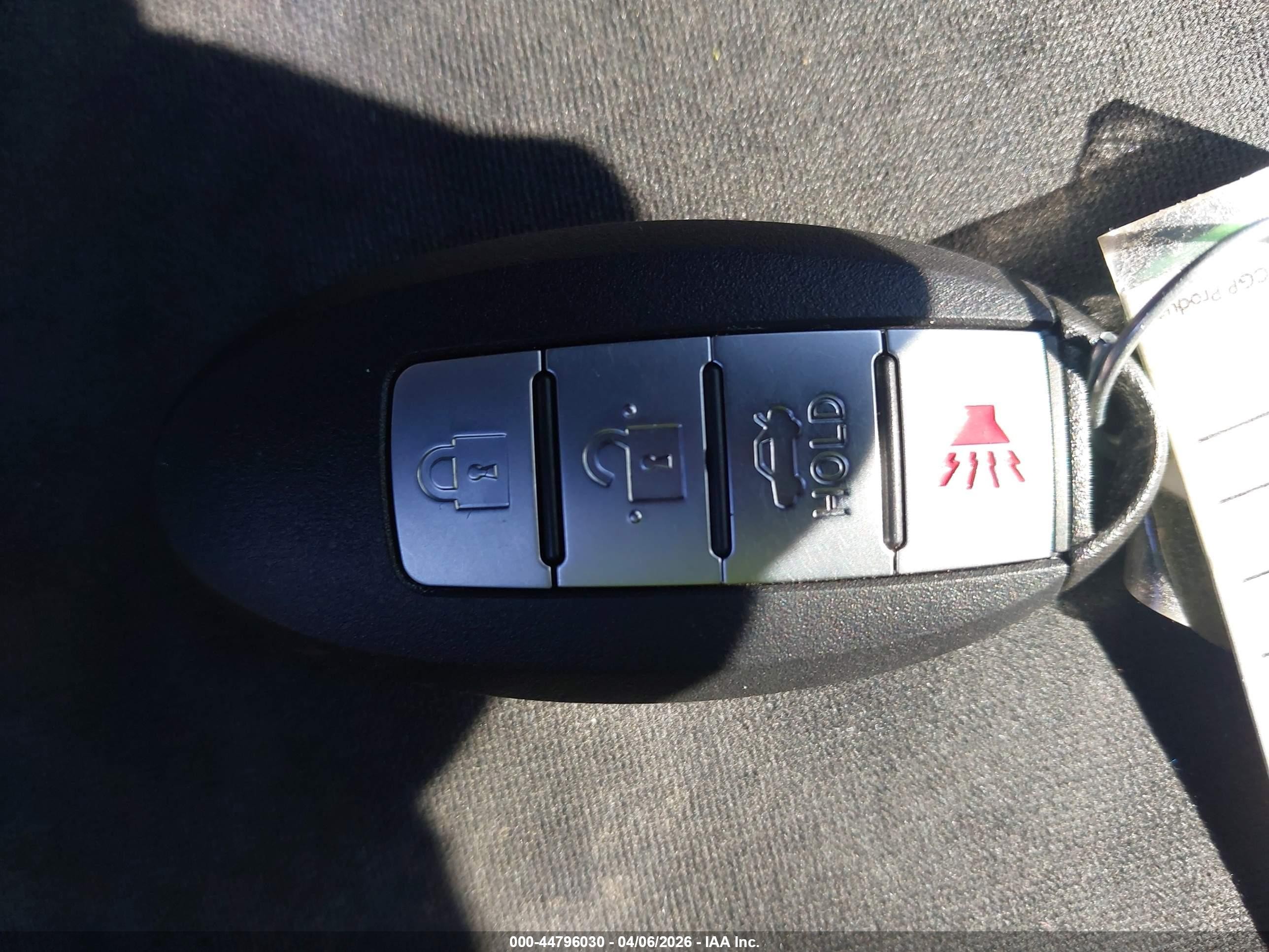 2014 Nissan Pathfinder S Red vin: 5N1AR2MN2EC669531