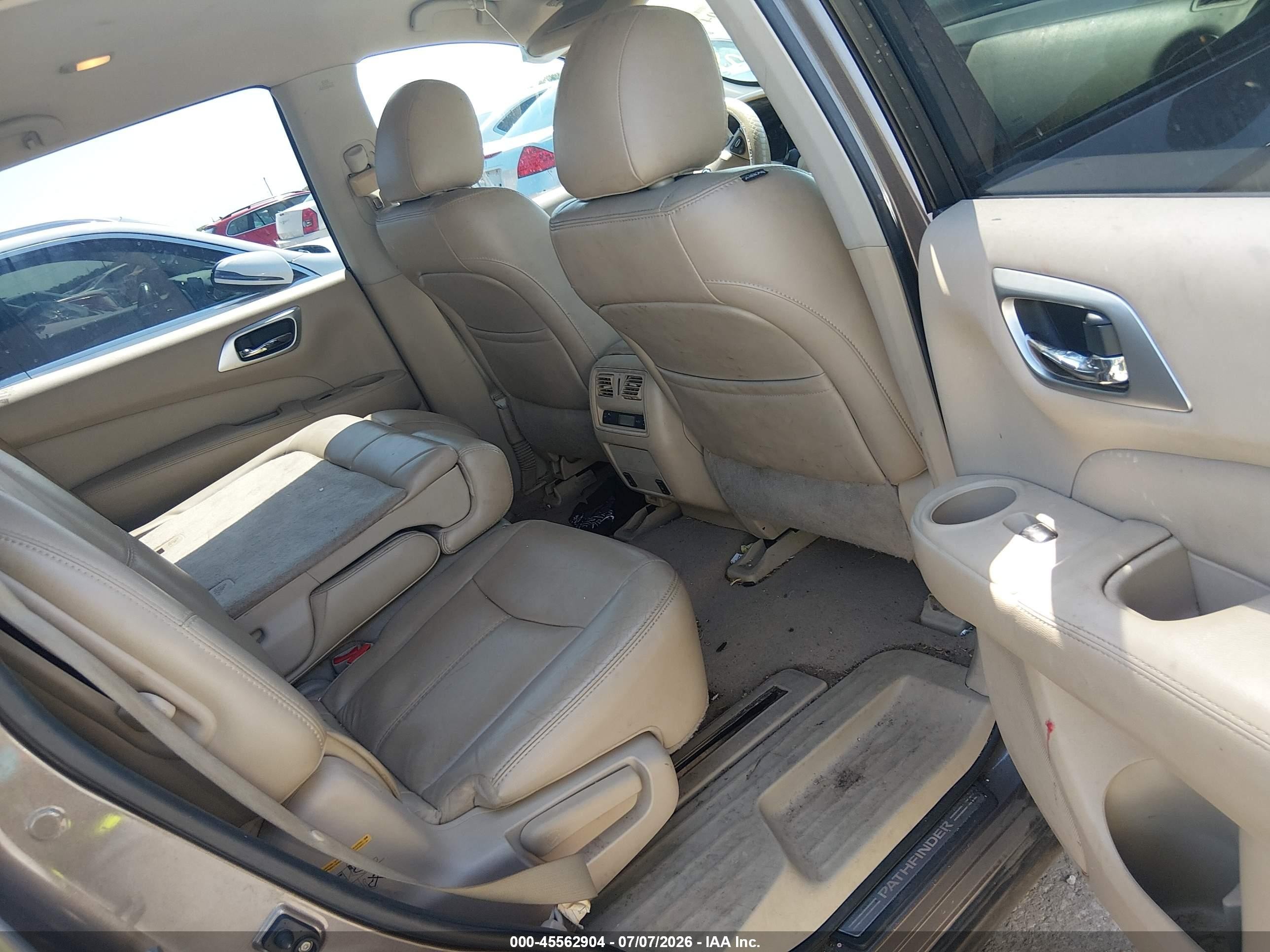 2014 Nissan Pathfinder Sl Бежевый vin: 5N1AR2MN2EC680688