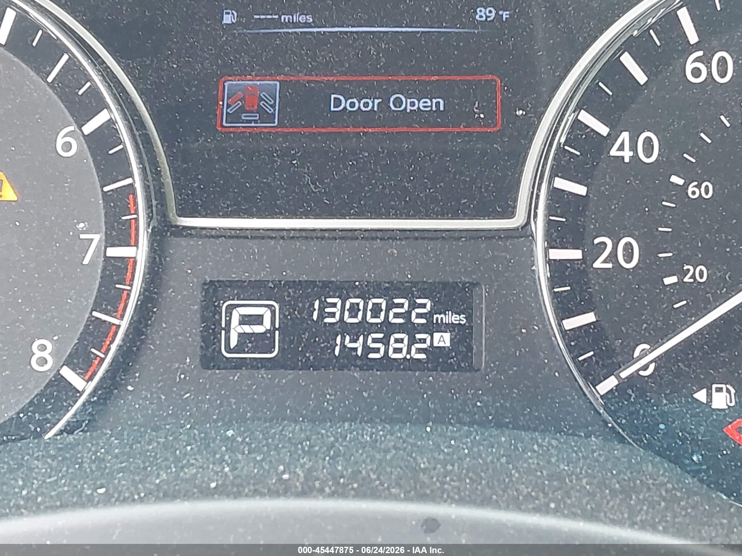 2014 Nissan Pathfinder Sl Серебряный vin: 5N1AR2MN2EC685891