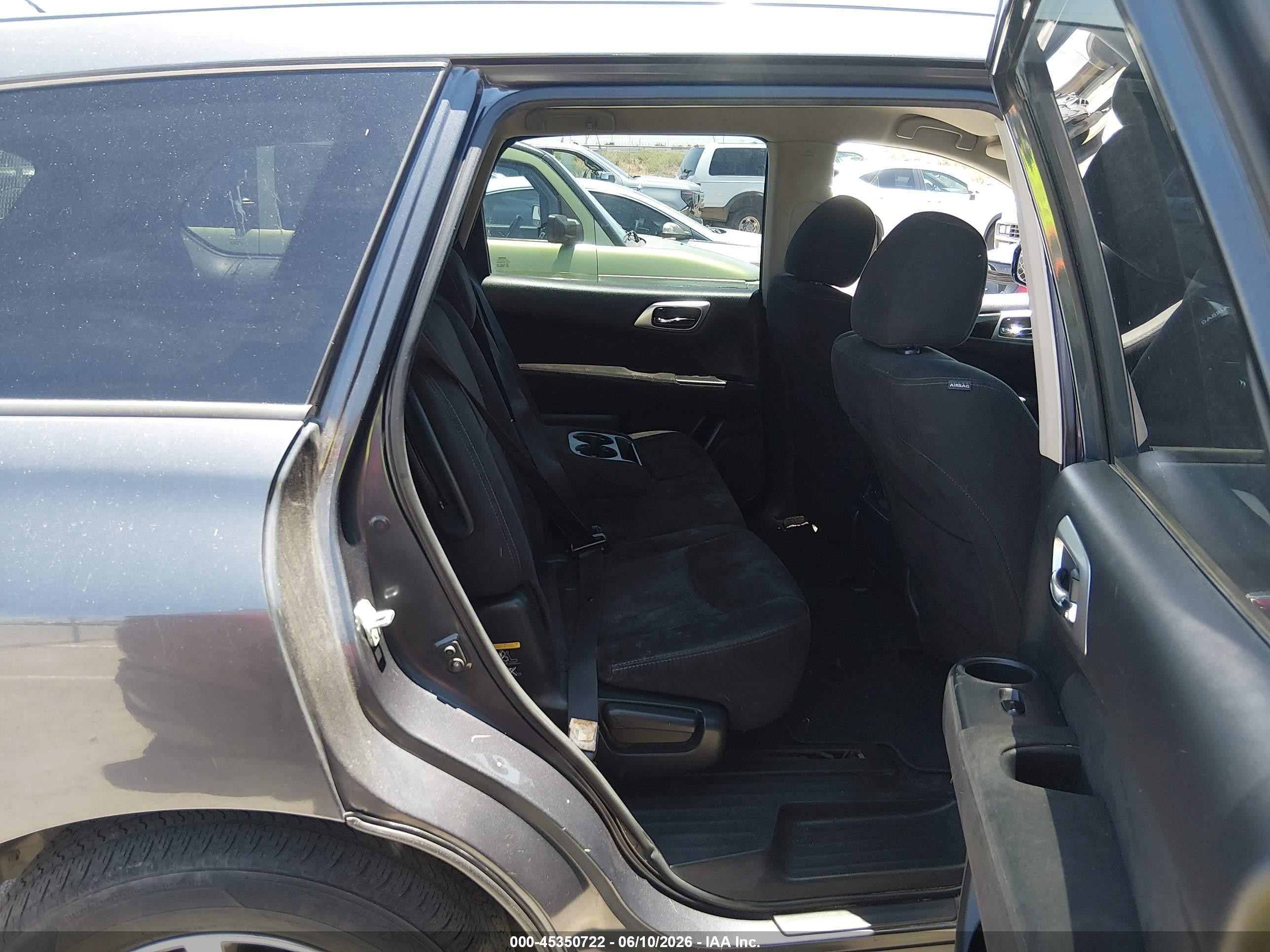 2014 Nissan Pathfinder S Gray vin: 5N1AR2MN2EC691433