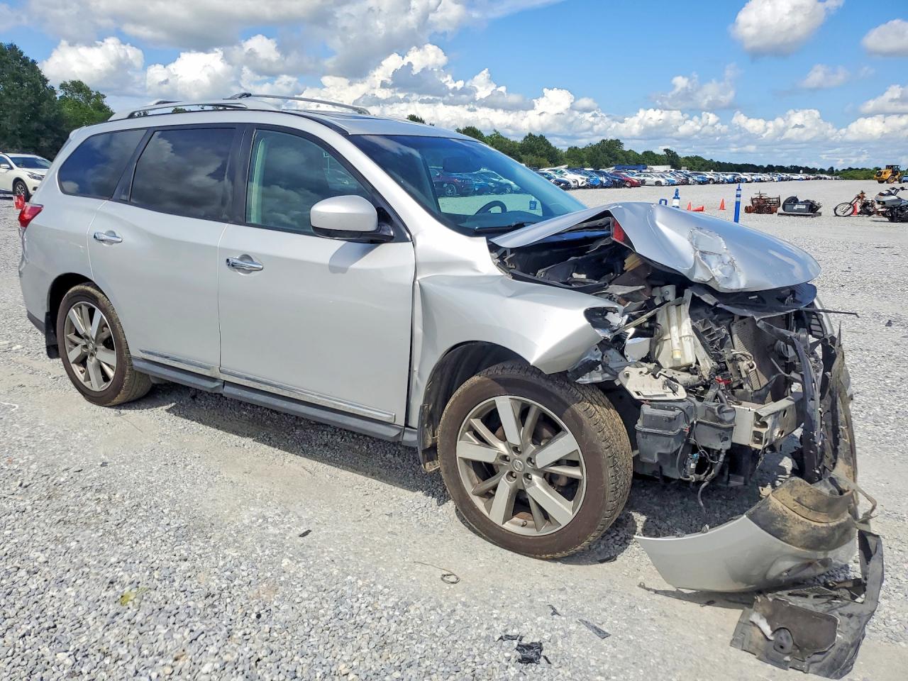 2014 Nissan Pathfinder S Серебряный vin: 5N1AR2MN2EC707517