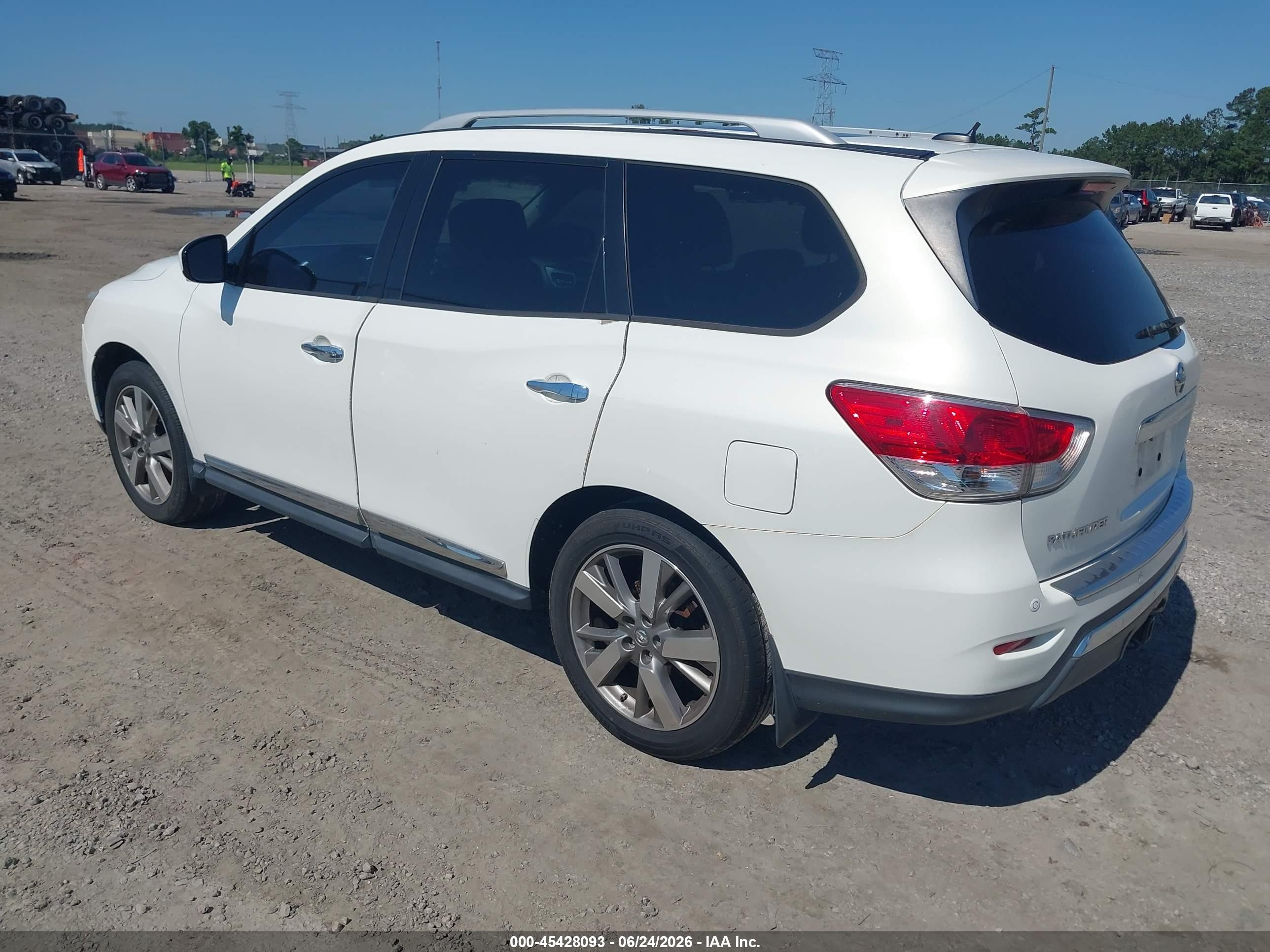 2014 Nissan Pathfinder Platinum White vin: 5N1AR2MN2EC716573