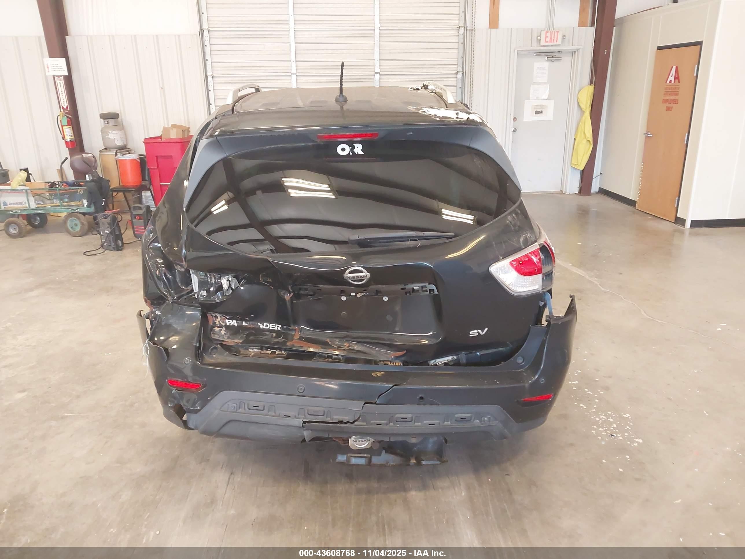 2015 Nissan Pathfinder Sv Black vin: 5N1AR2MN2FC601859
