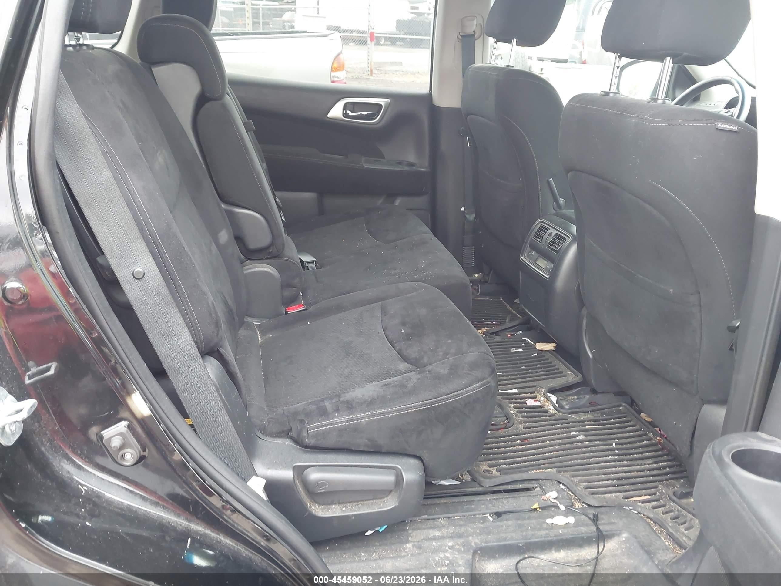 2015 Nissan Pathfinder Sv Black vin: 5N1AR2MN2FC611646