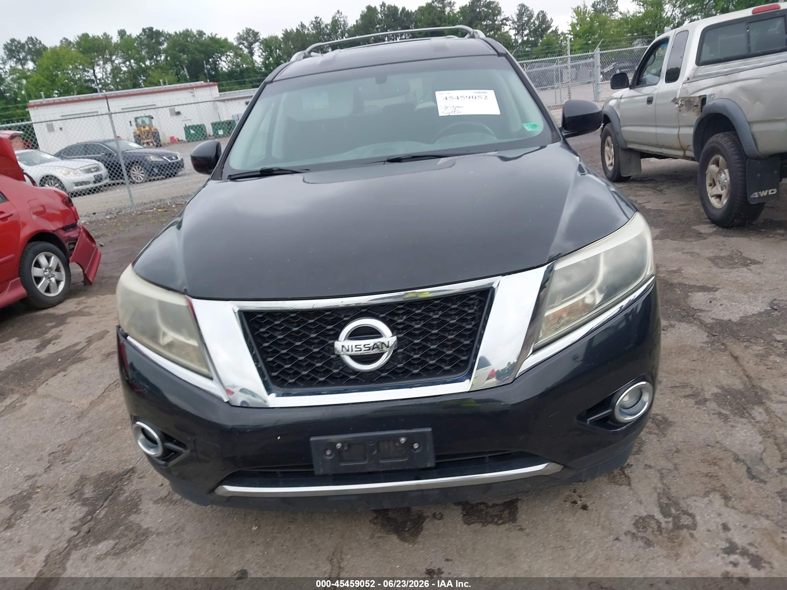 2015 Nissan Pathfinder Sv Black vin: 5N1AR2MN2FC611646