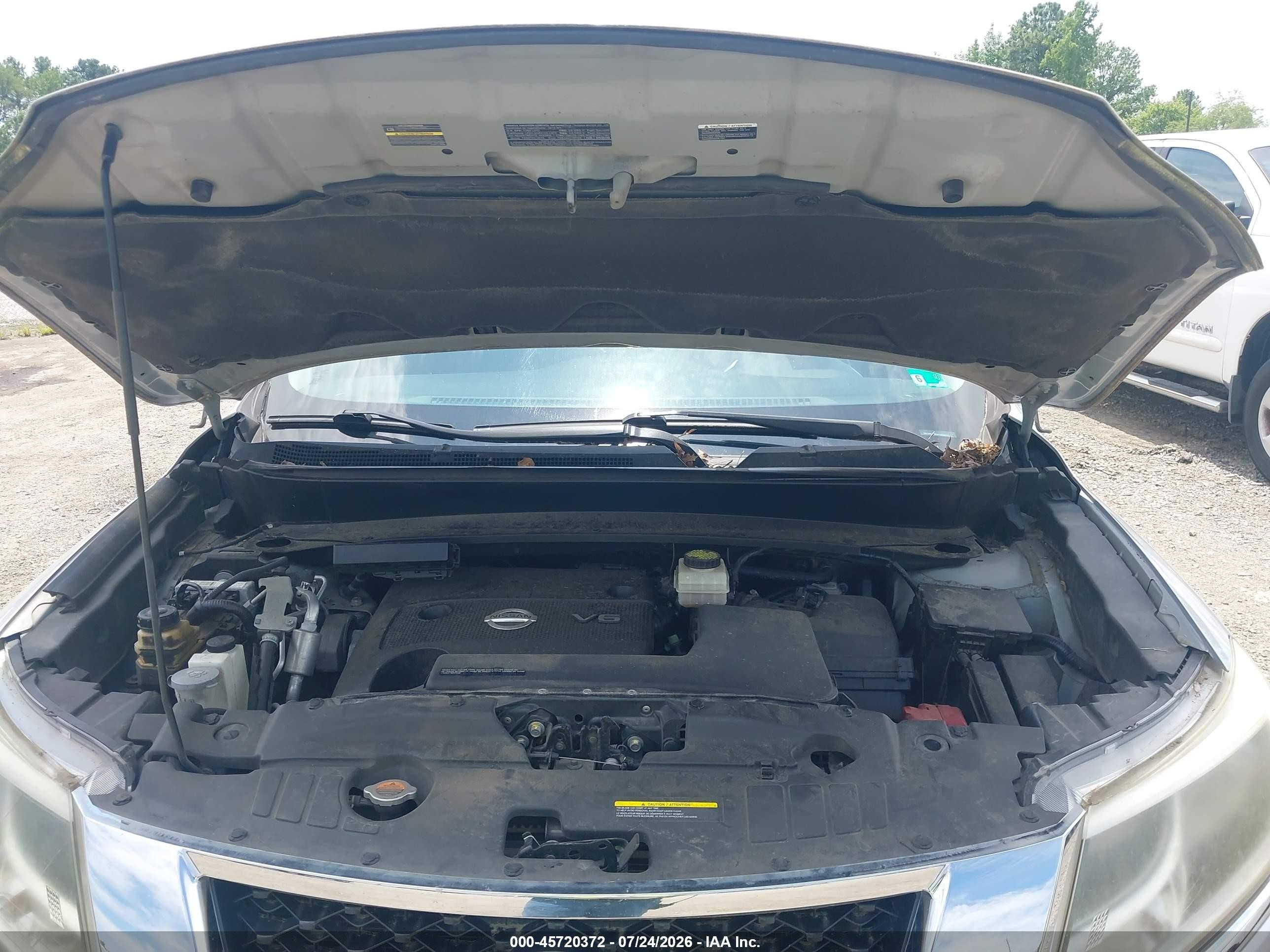 2015 Nissan Pathfinder Sv Silver vin: 5N1AR2MN2FC625577