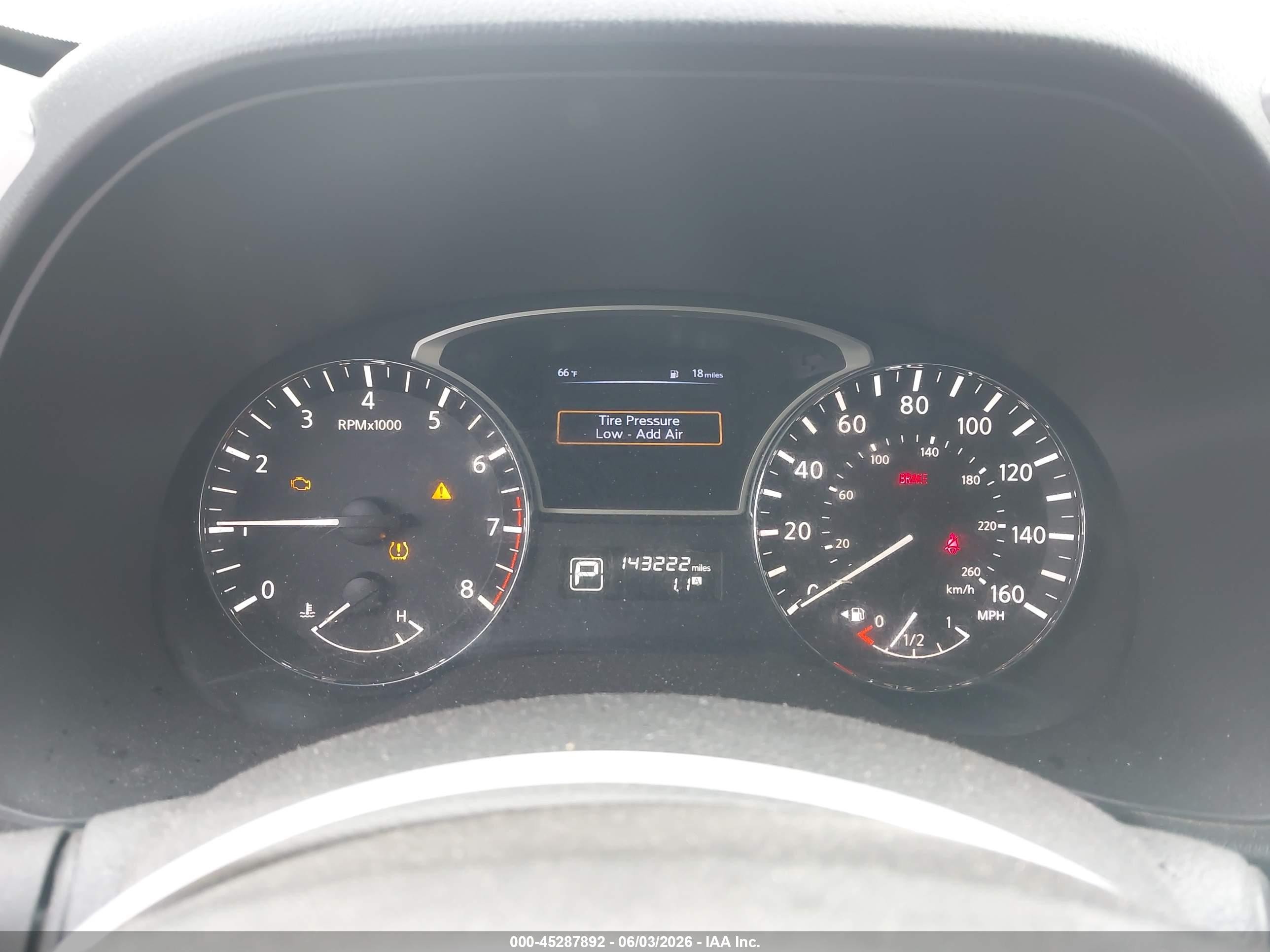 2015 Nissan Pathfinder S White vin: 5N1AR2MN2FC627359
