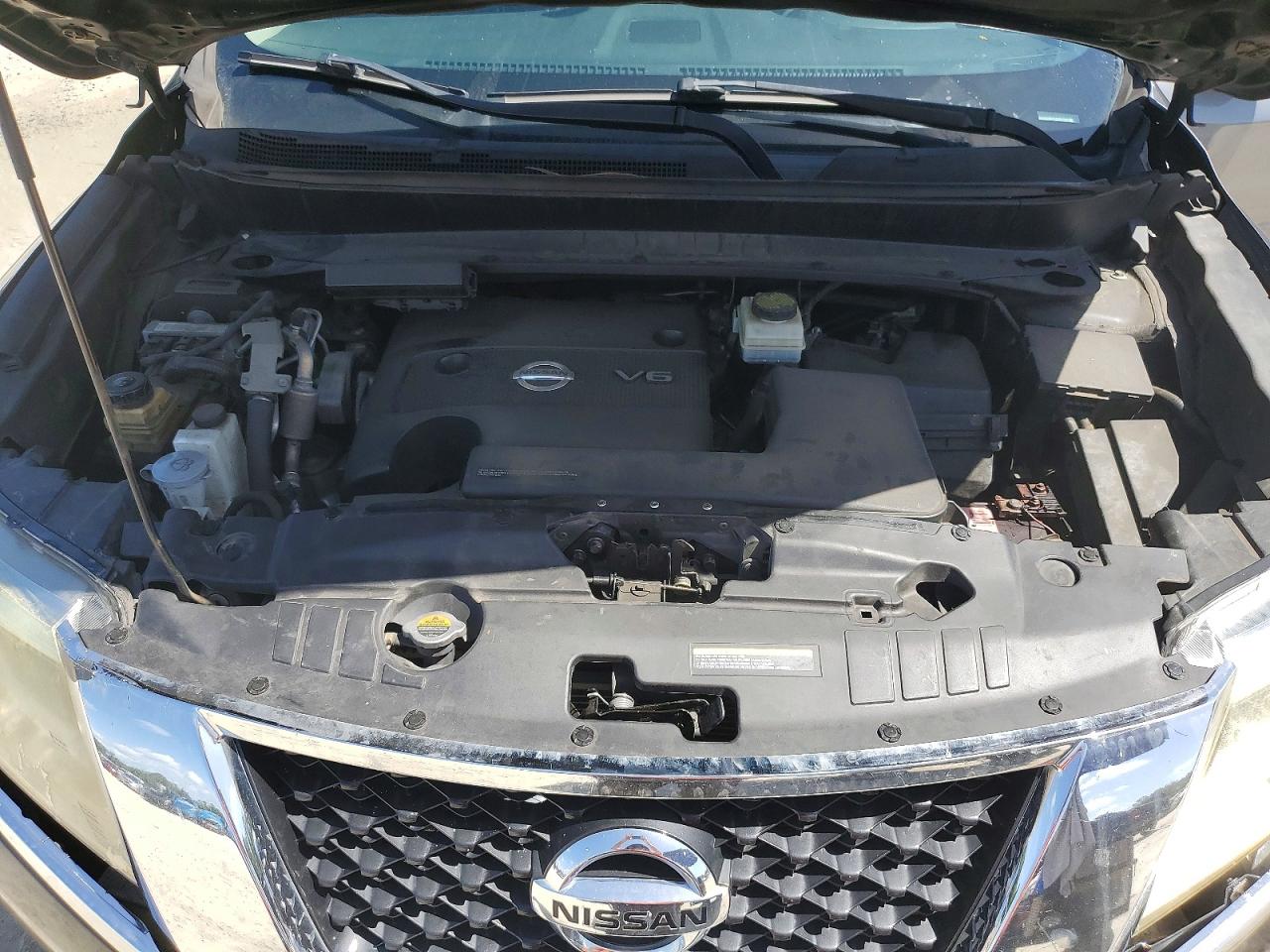 2015 Nissan Pathfinder S Серый vin: 5N1AR2MN2FC634358