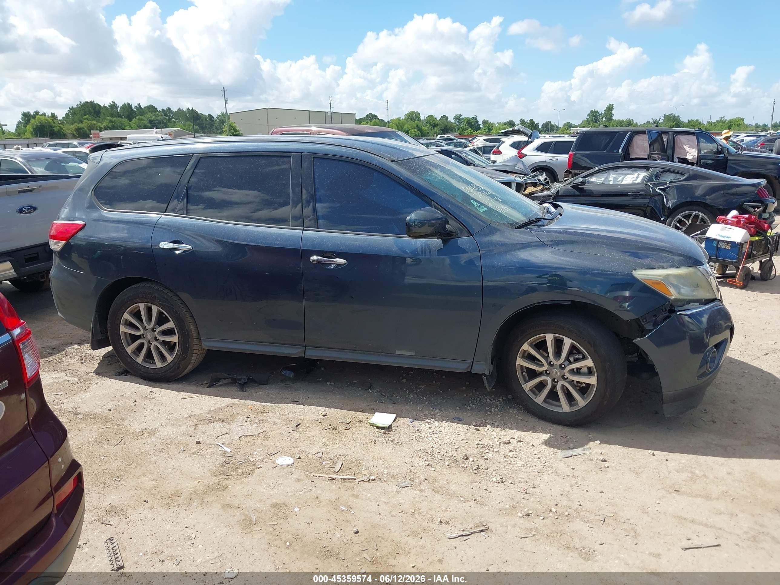 2015 Nissan Pathfinder S Синий vin: 5N1AR2MN2FC634568