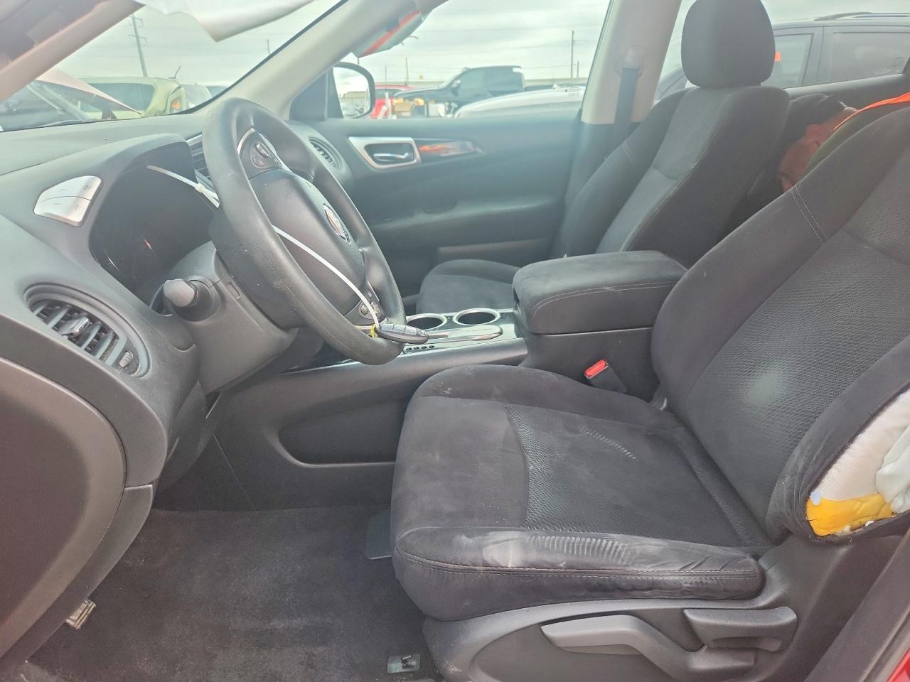 2015 Nissan Pathfinder S Red vin: 5N1AR2MN2FC642556