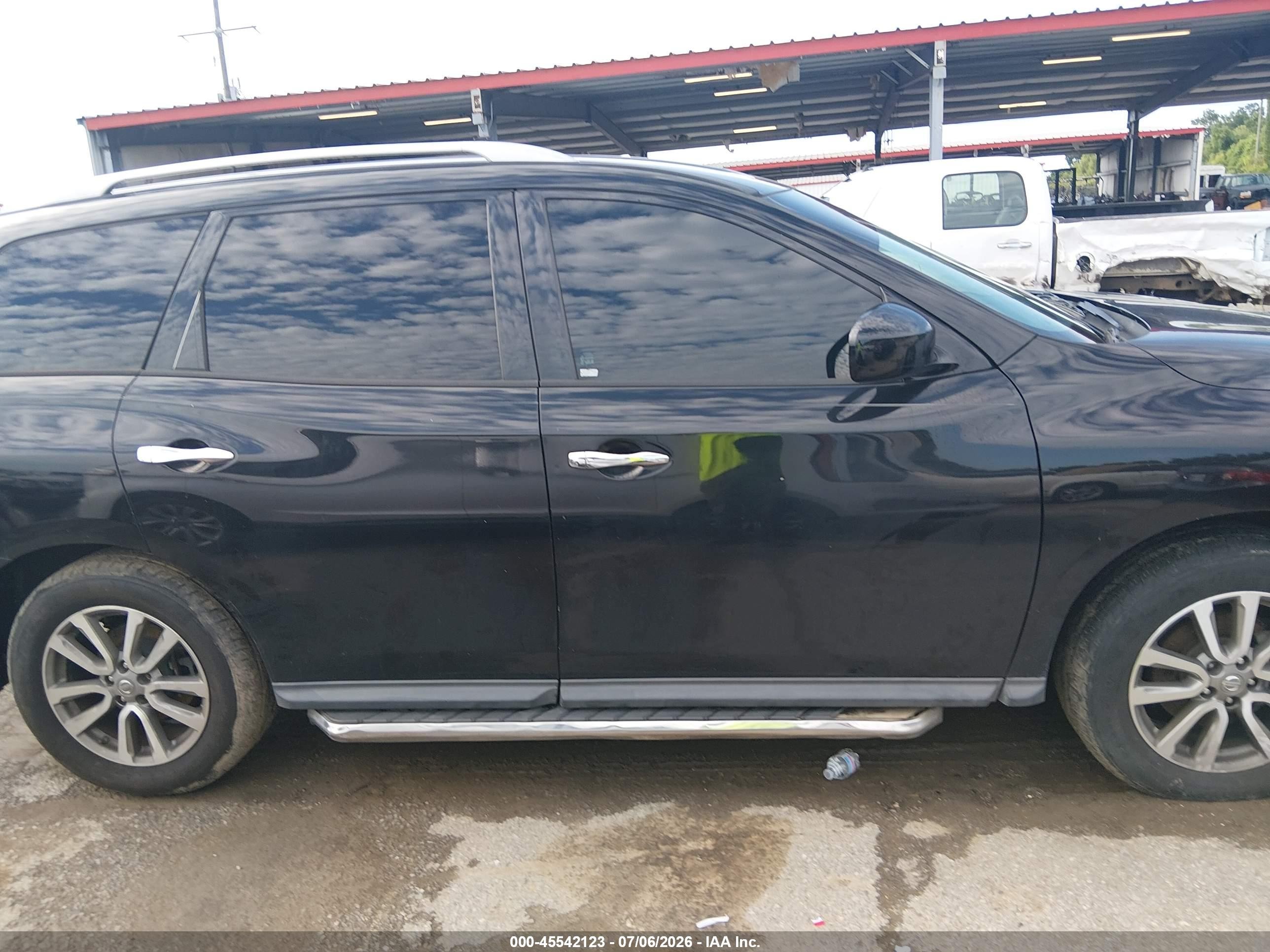 2015 Nissan Pathfinder Platinum/s/sl/sv Black vin: 5N1AR2MN2FC647725