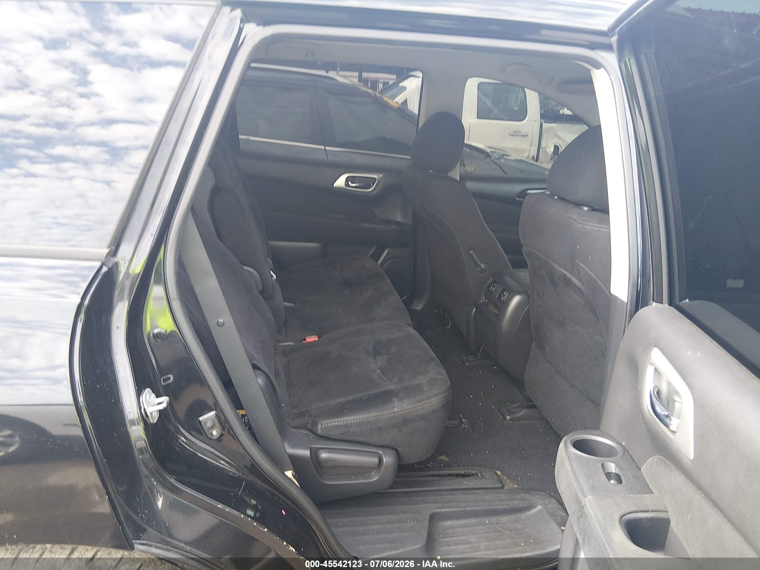2015 Nissan Pathfinder Platinum/s/sl/sv Black vin: 5N1AR2MN2FC647725