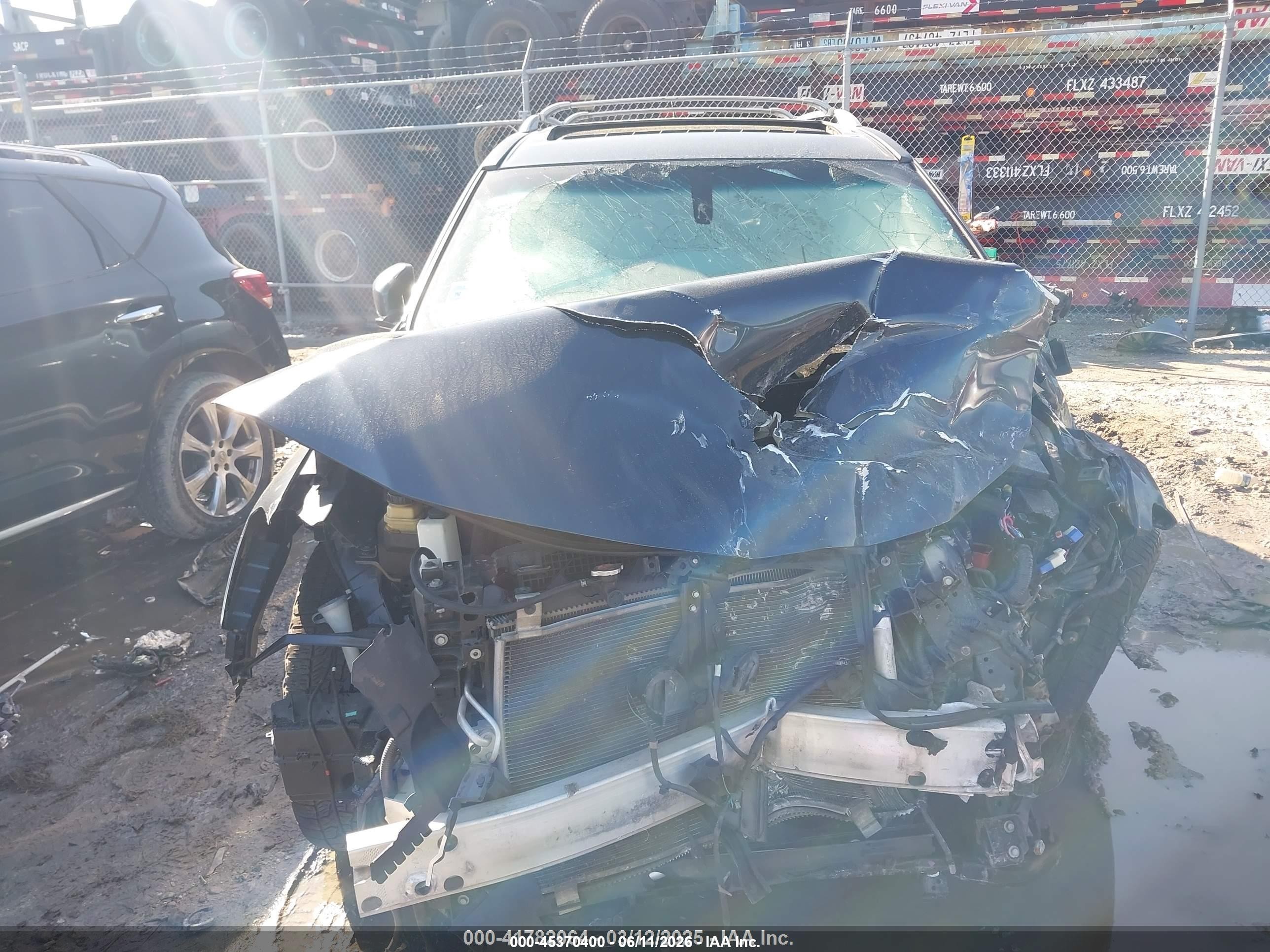 2015 Nissan Pathfinder Platinum Черный vin: 5N1AR2MN2FC654433