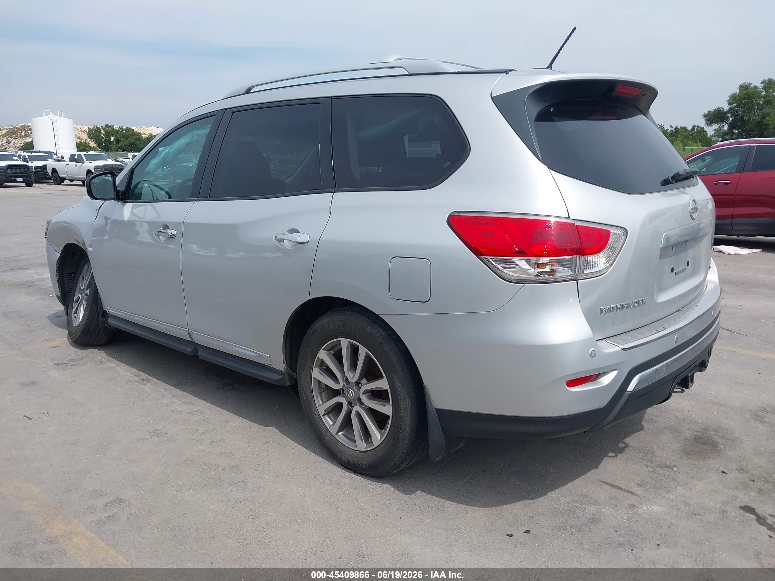 2015 Nissan Pathfinder Sl Silver vin: 5N1AR2MN2FC683687
