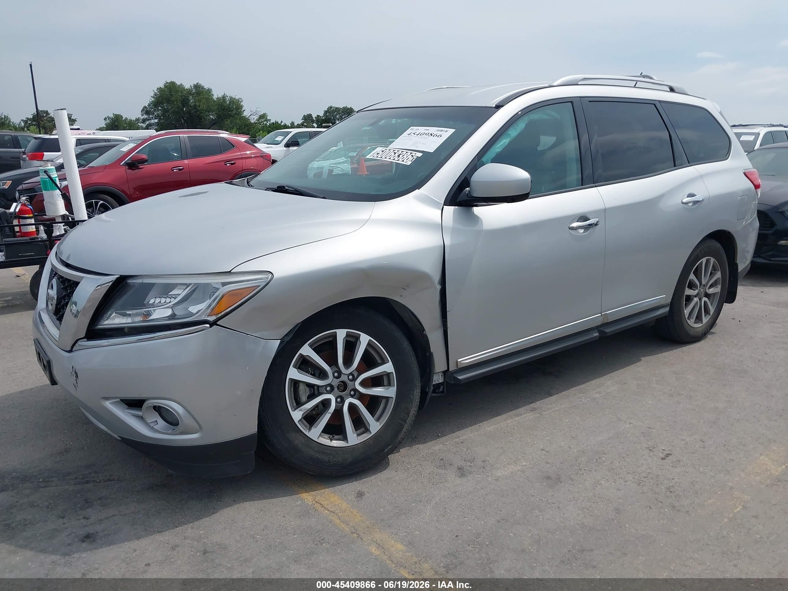 2015 Nissan Pathfinder Sl Silver vin: 5N1AR2MN2FC683687