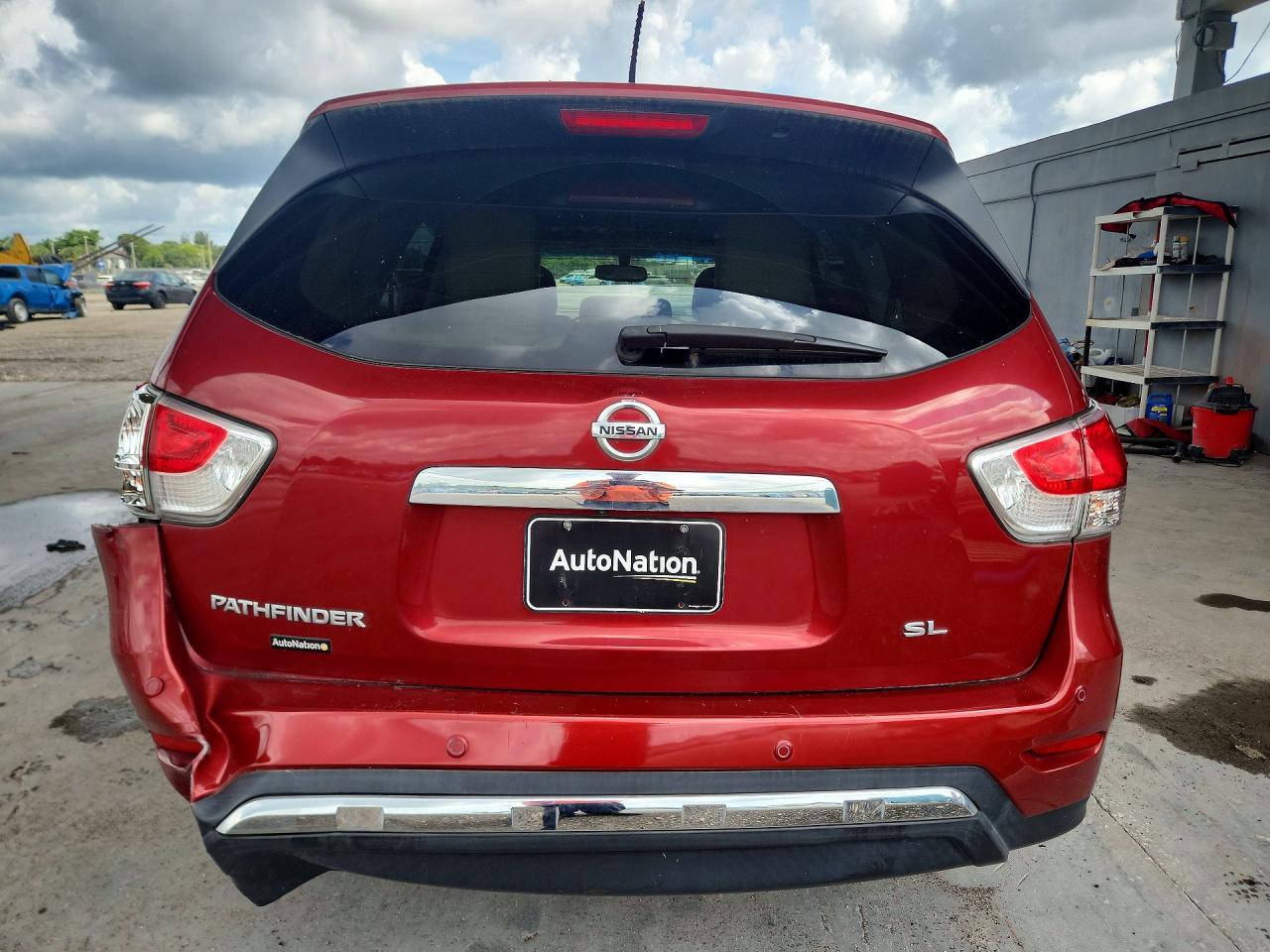 2015 Nissan Pathfinder Sl Красный vin: 5N1AR2MN2FC698755