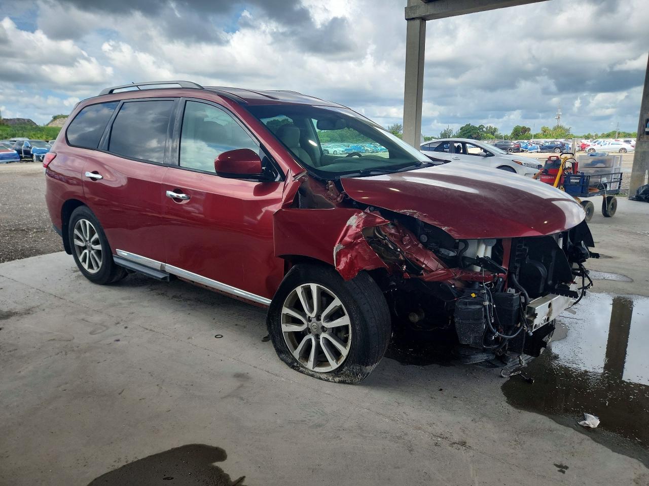 2015 Nissan Pathfinder Sl Красный vin: 5N1AR2MN2FC698755