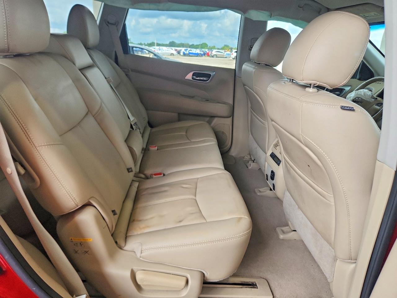 2015 Nissan Pathfinder Sl Красный vin: 5N1AR2MN2FC698755