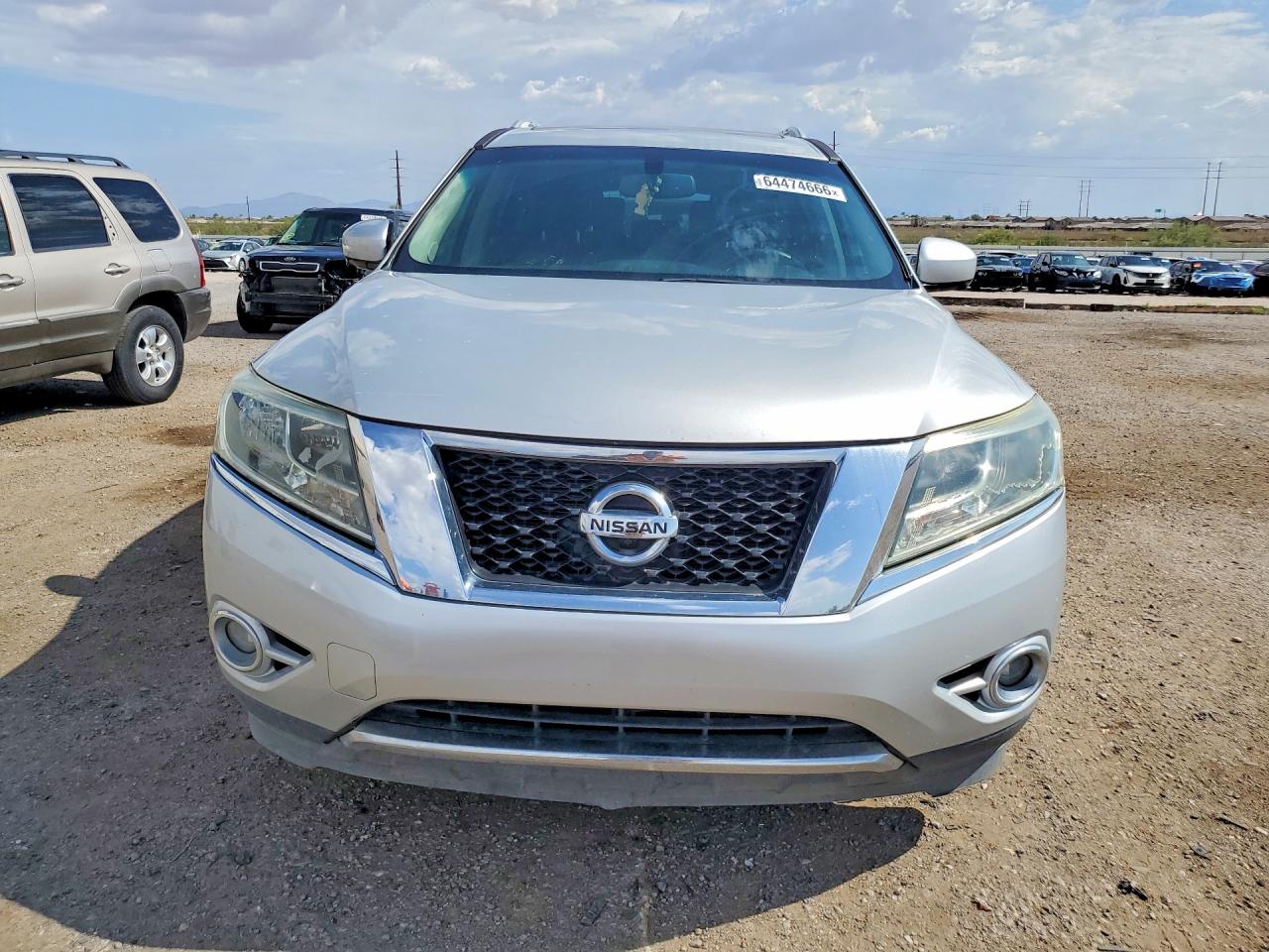 2015 Nissan Pathfinder S Silver vin: 5N1AR2MN2FC719670