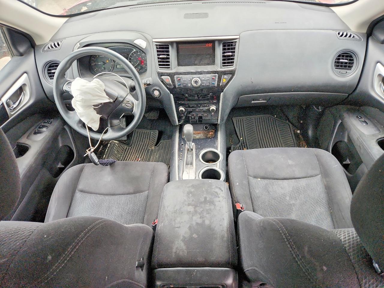 2015 Nissan Pathfinder Red vin: 5N1AR2MN2FC719961