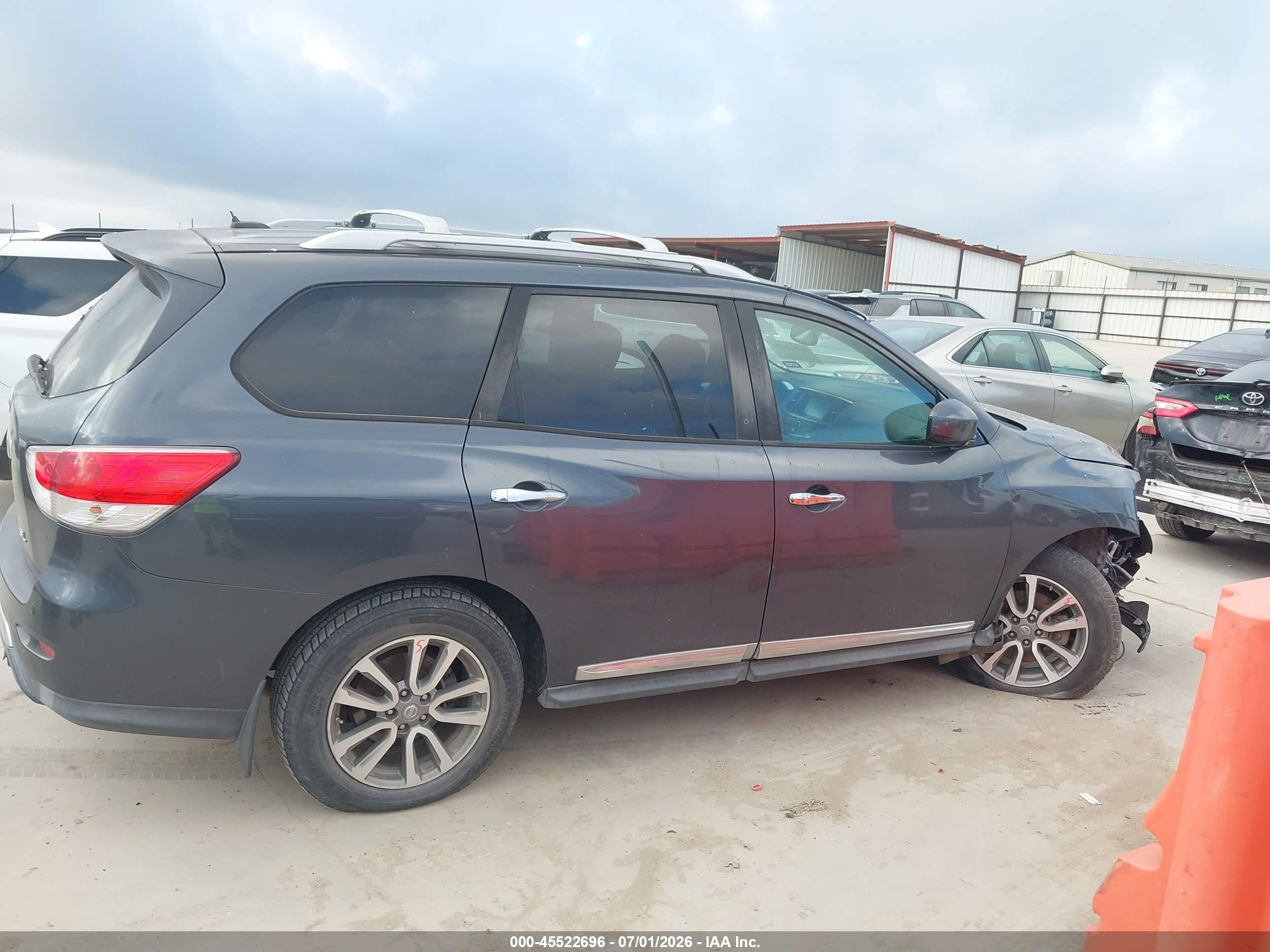 2013 Nissan Pathfinder Sl Серый vin: 5N1AR2MN3DC600944