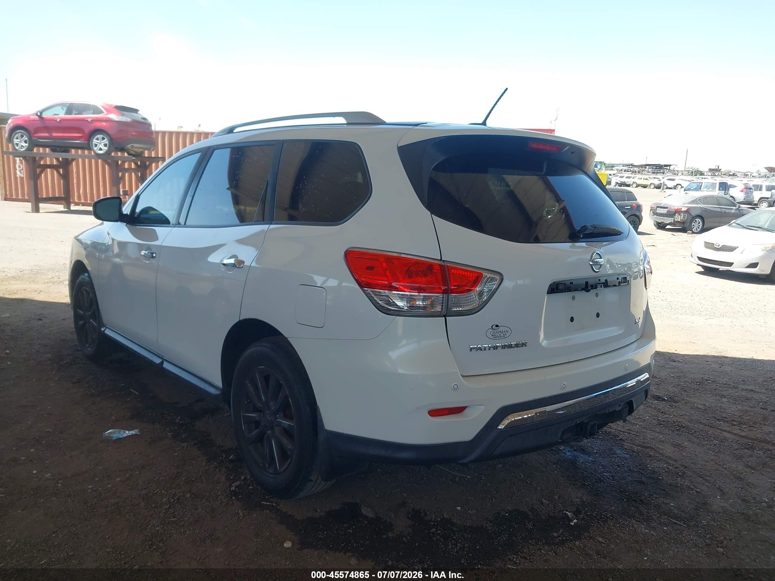 2013 Nissan Pathfinder Sv White vin: 5N1AR2MN3DC640473