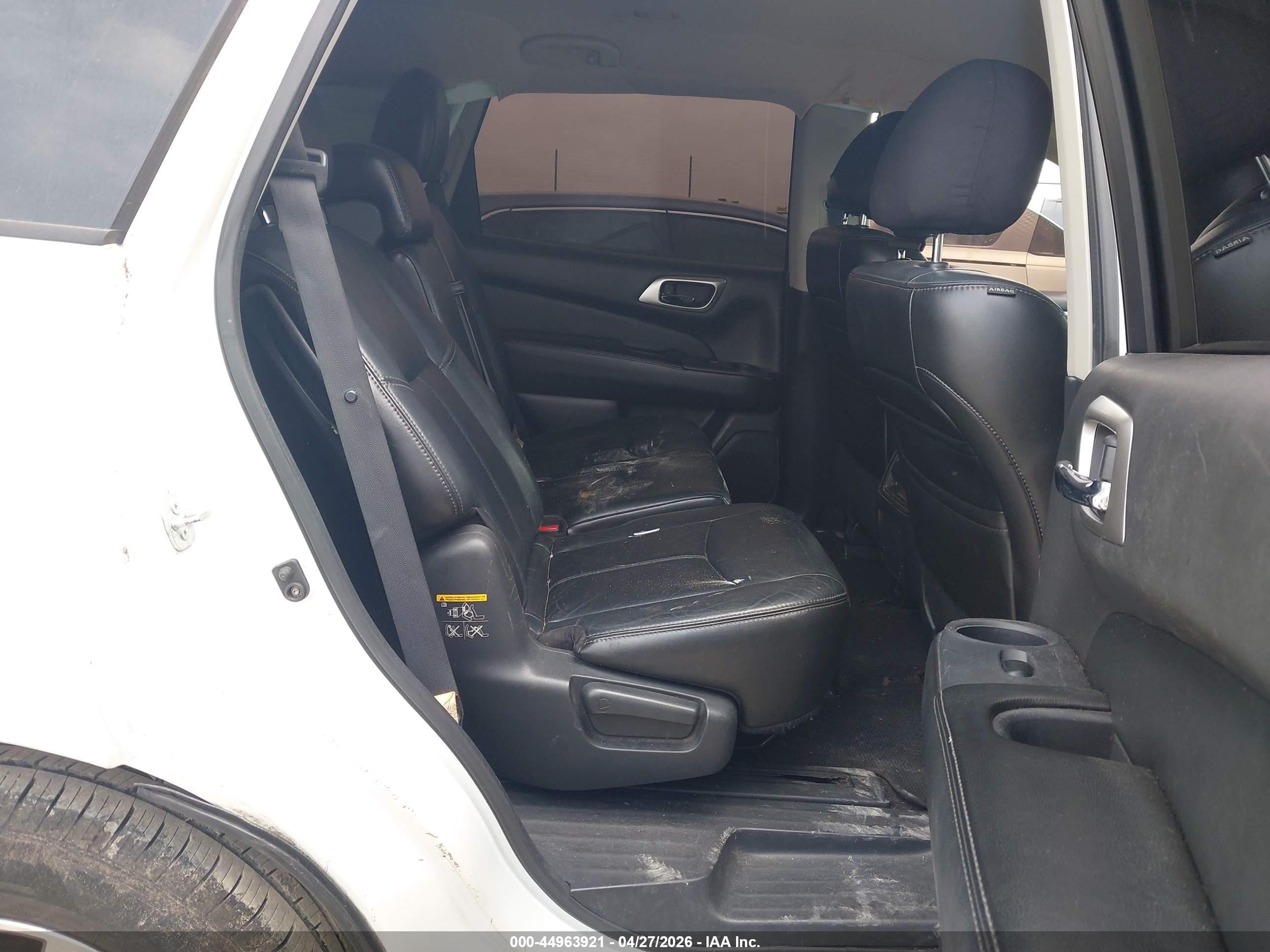 2013 Nissan Pathfinder Sl White vin: 5N1AR2MN3DC661498