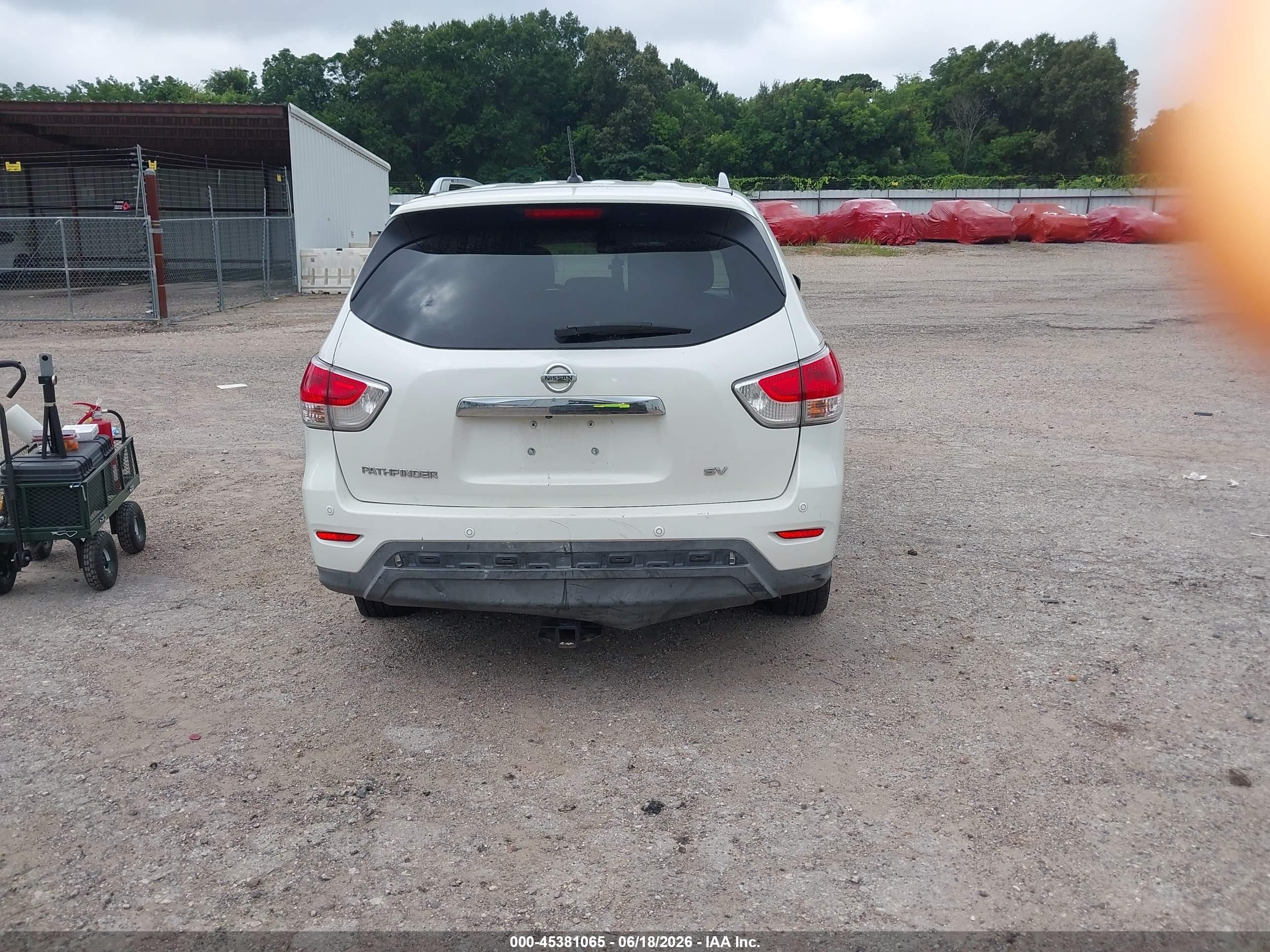 2013 Nissan Pathfinder Sv Белый vin: 5N1AR2MN3DC664305